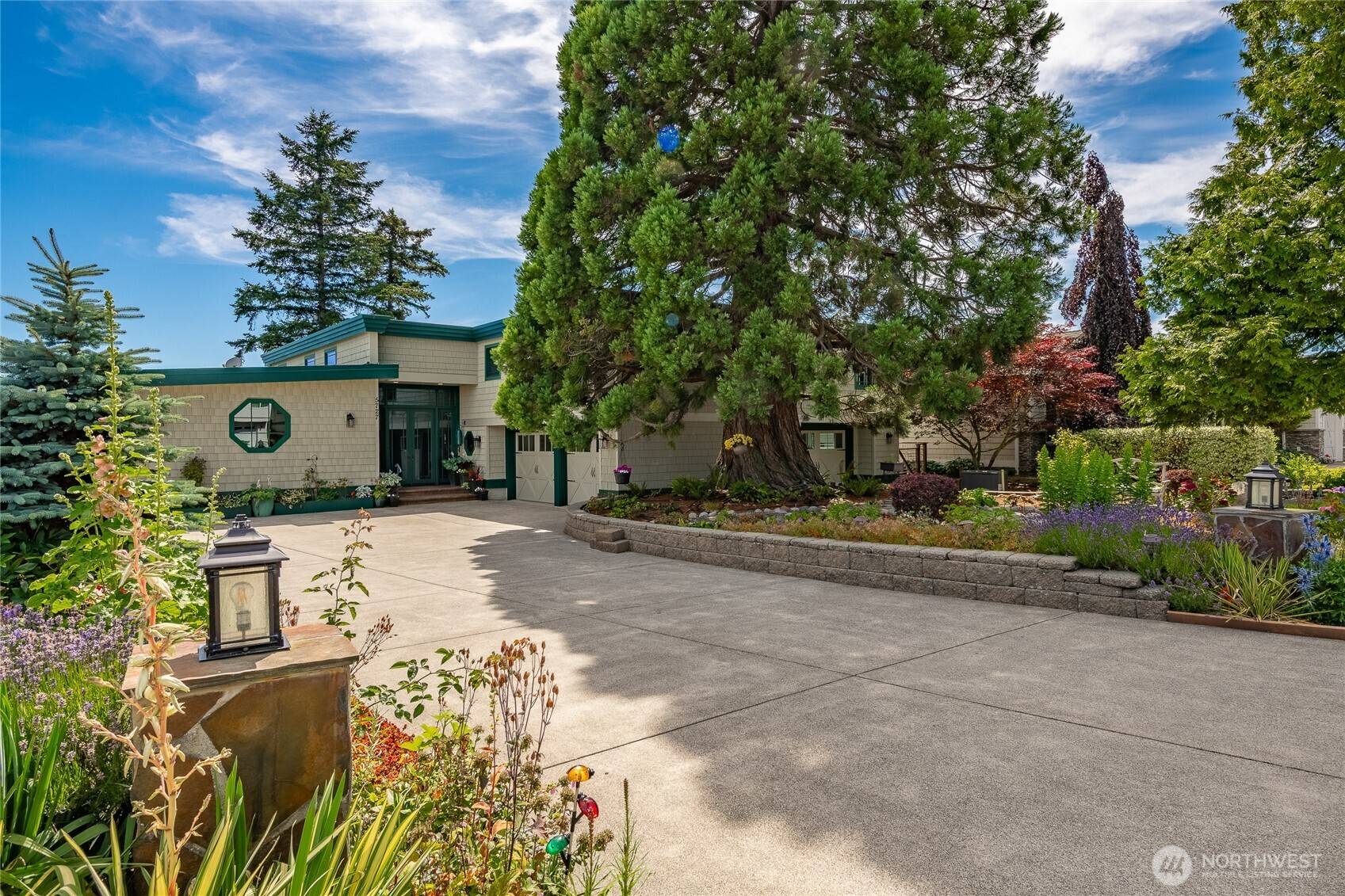 5727 Nakat WAY, Blaine, WA 98230