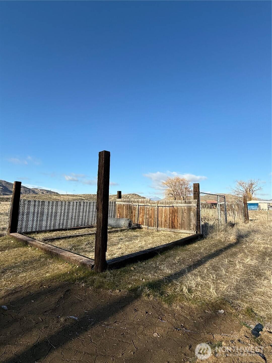2 Grey Goose RD, Omak, WA 98841