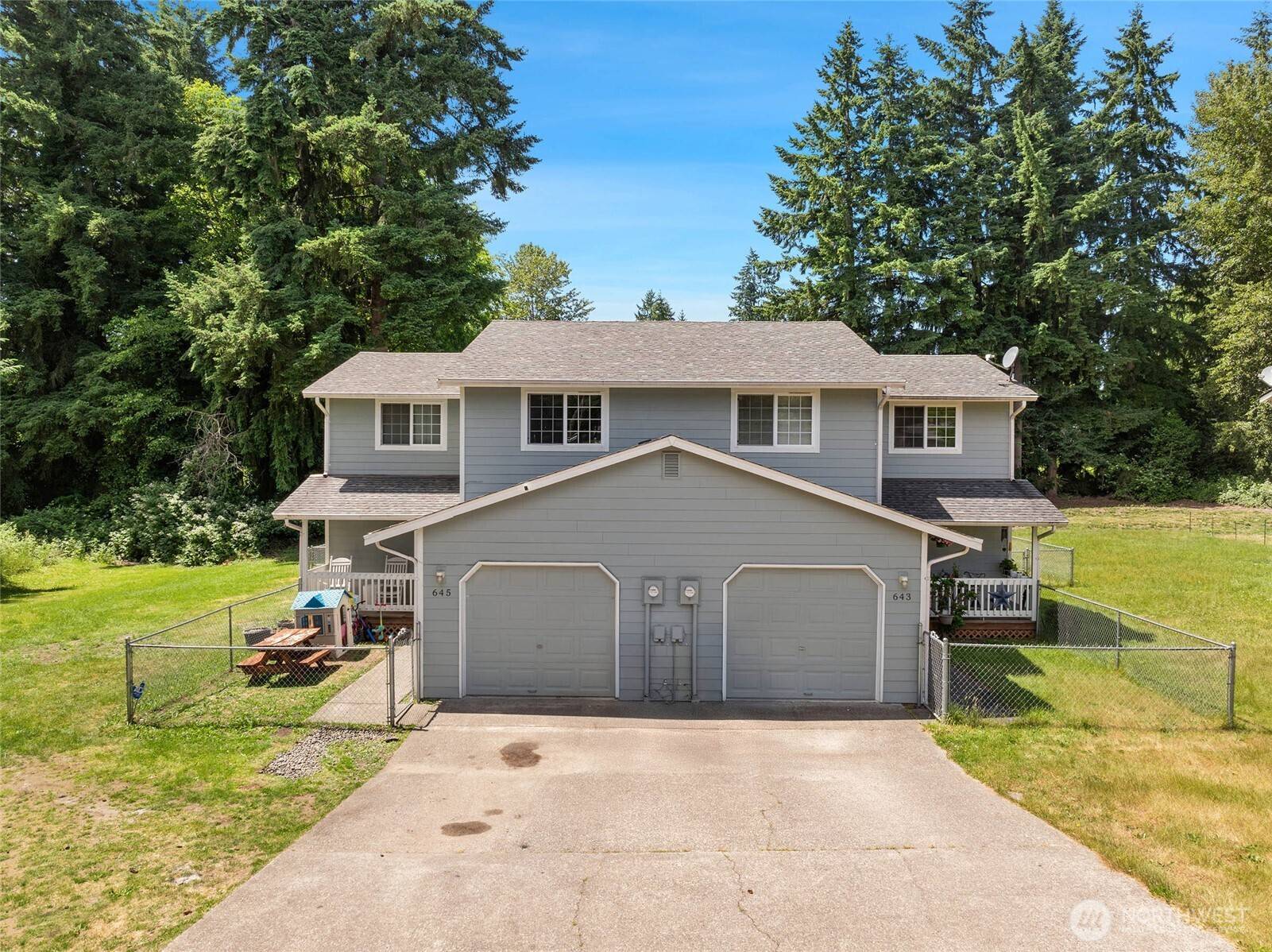643 School ST SE, Lacey, WA 98503