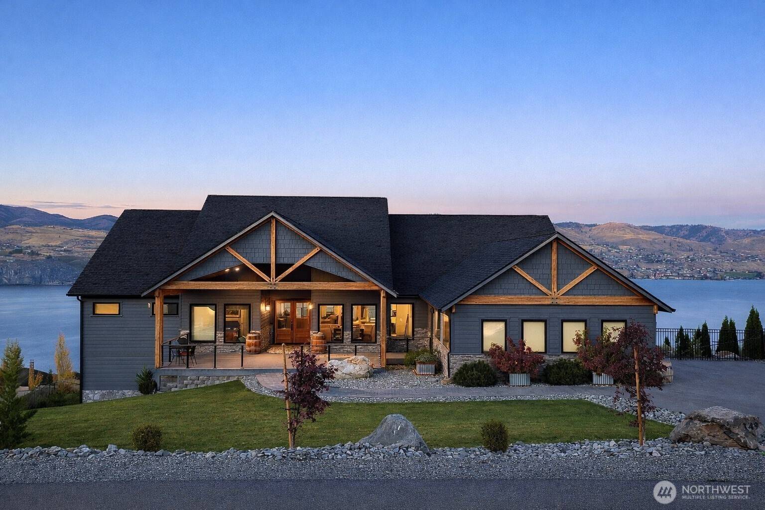 149 Clos Chevalle RD, Chelan, WA 98816