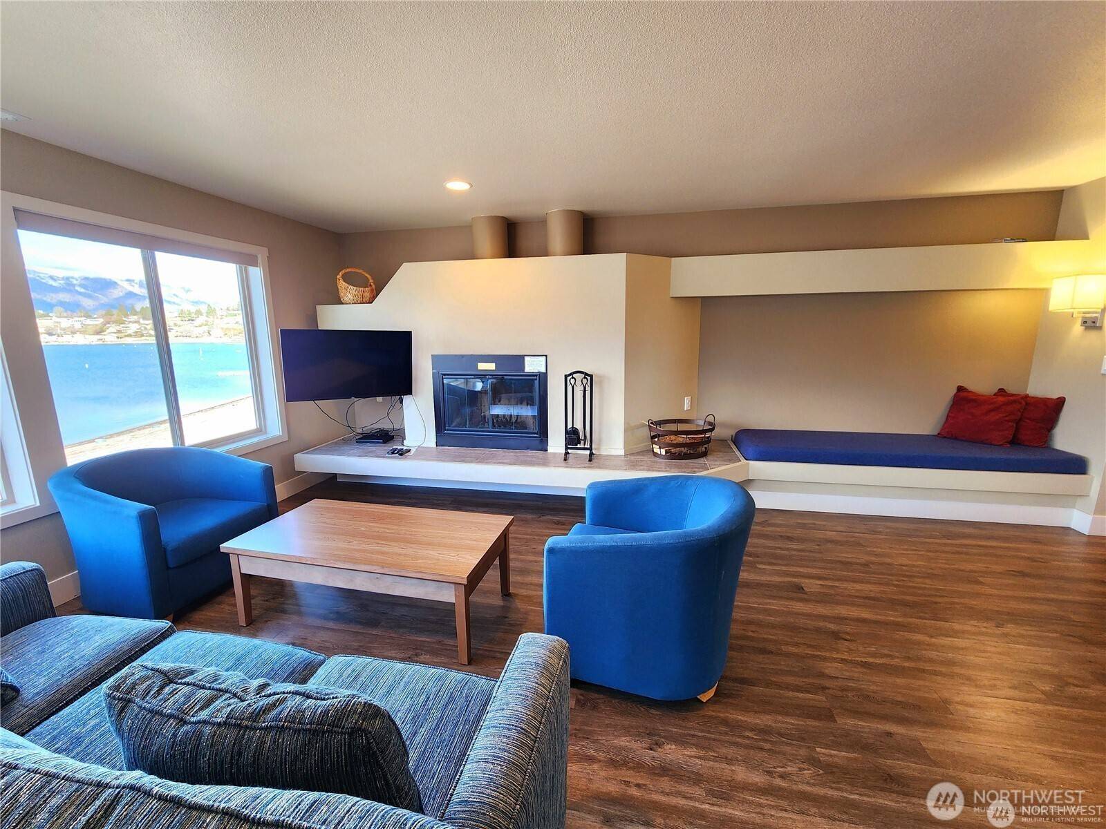1 Lakeside 719-O, Manson, WA 98831