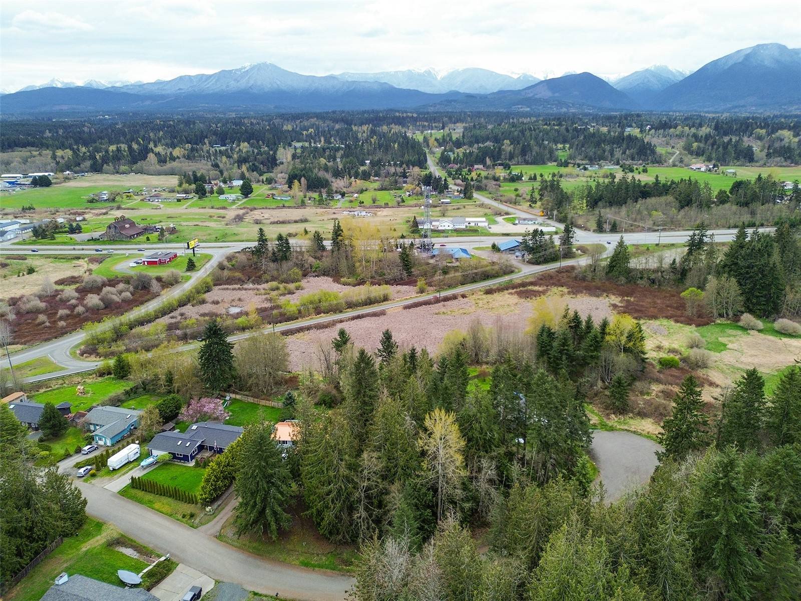 9999 Cedar Glen LN, Port Angeles, WA 98362
