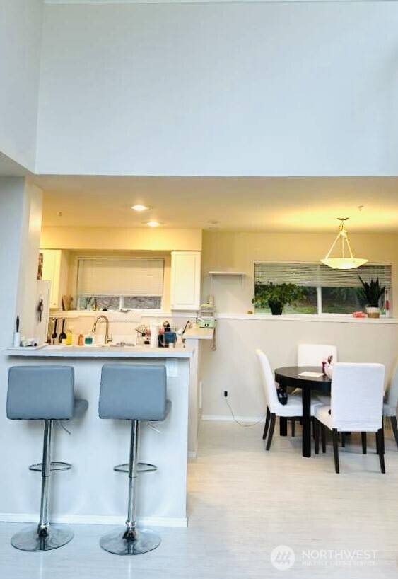 2960 142nd PL SE #2, Bellevue, WA 98007