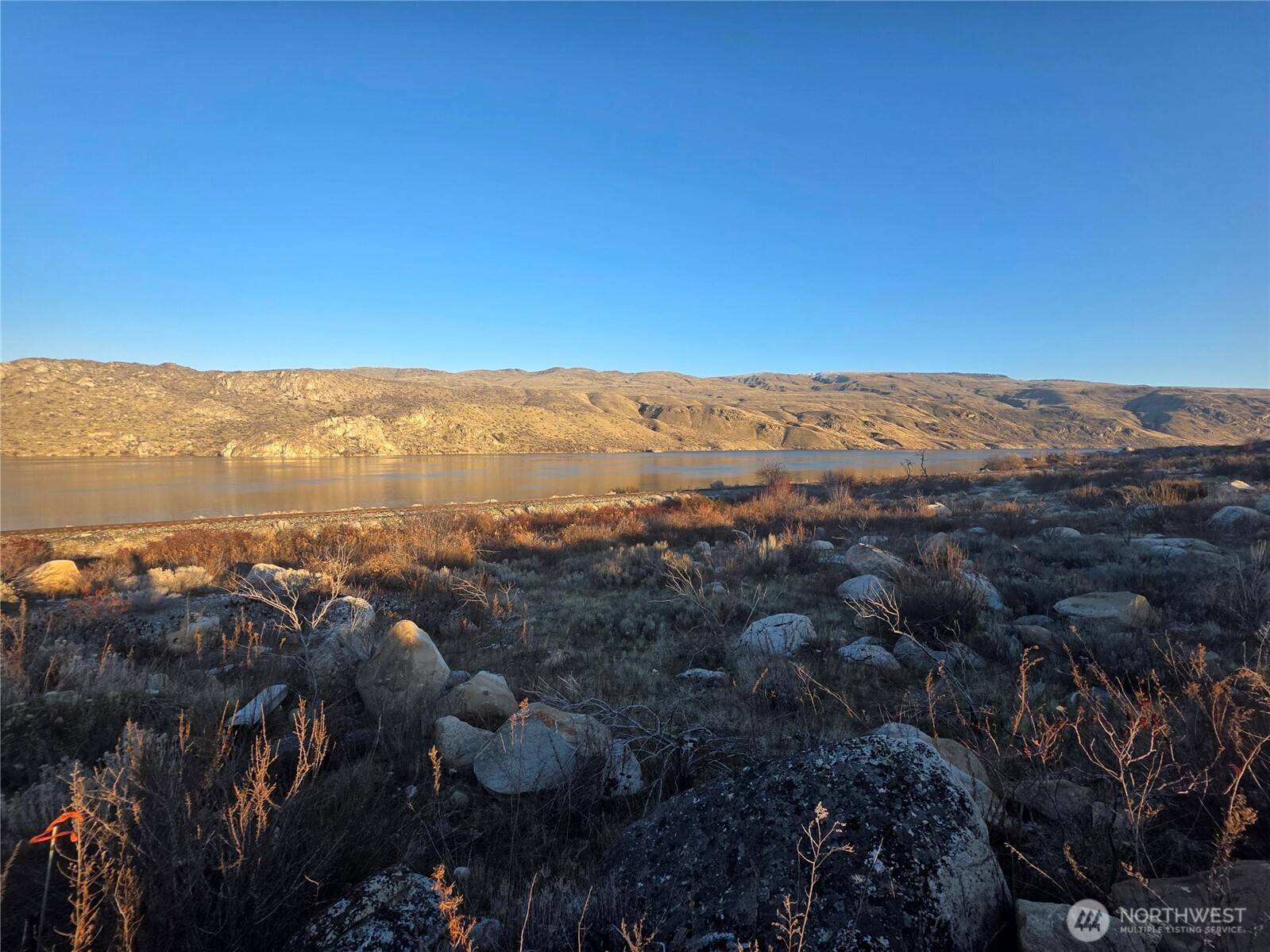 6 XXX Sumac RD, Pateros, WA 98846