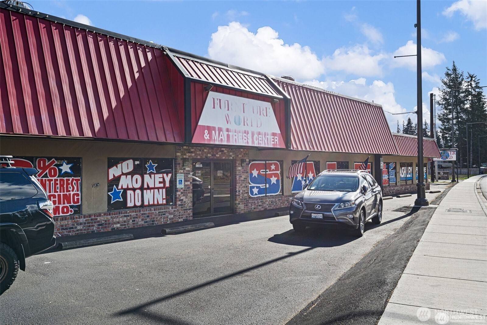 11127 11031 State AVE, Marysville, WA 98271