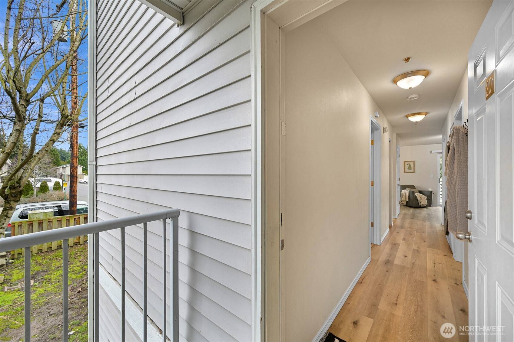 2709 W Maplewood AVE #201, Bellingham, WA 98225
