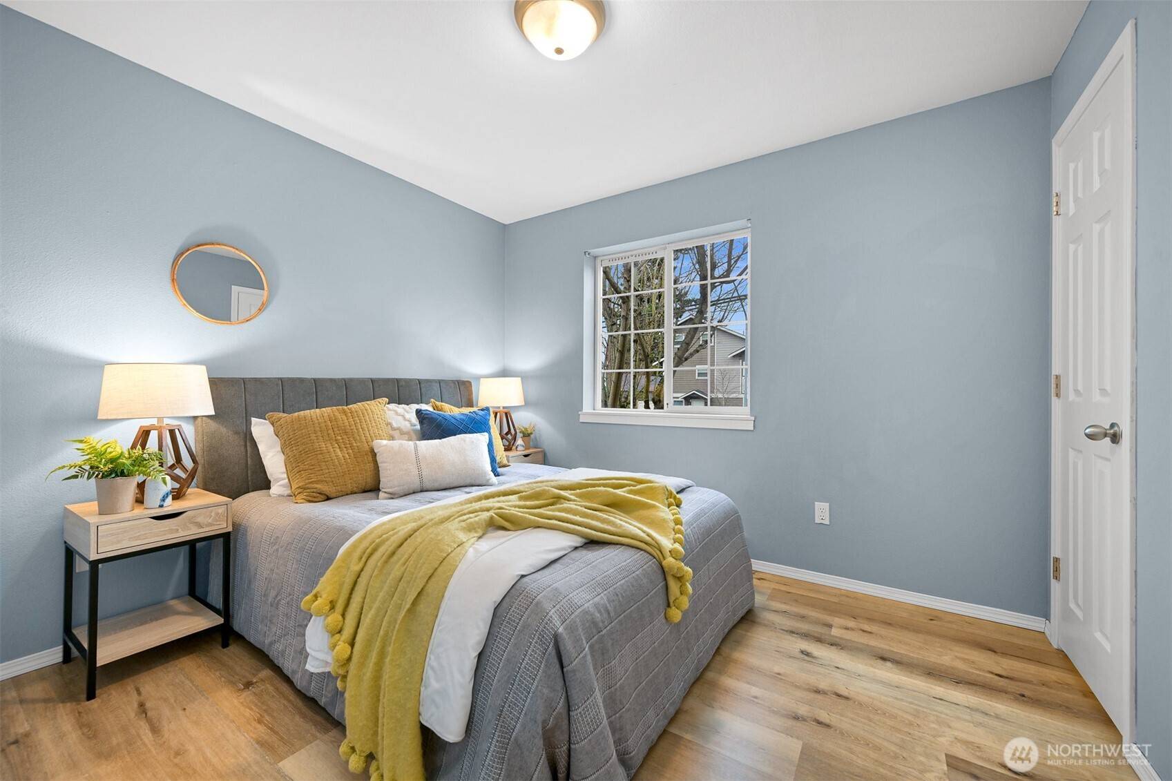 2709 W Maplewood AVE #201, Bellingham, WA 98225