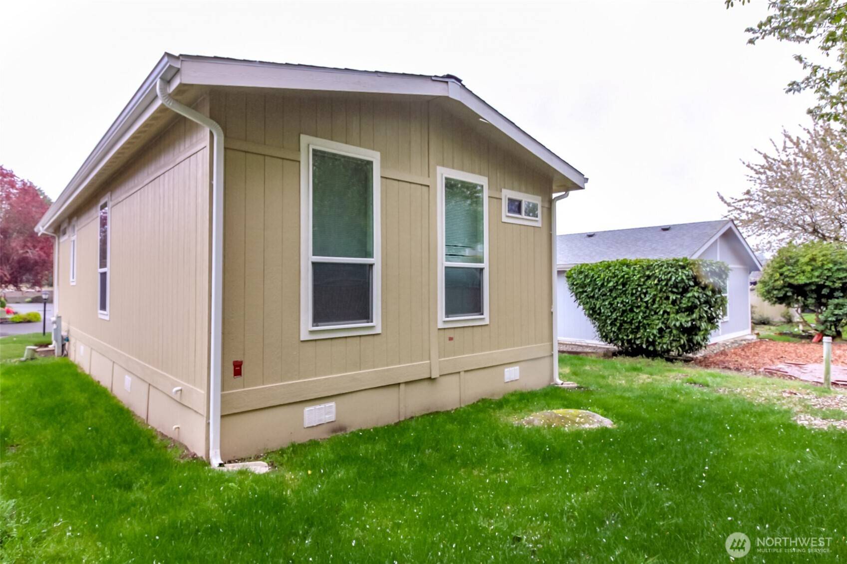 2611 S 288th ST #6, Federal Way, WA 98003