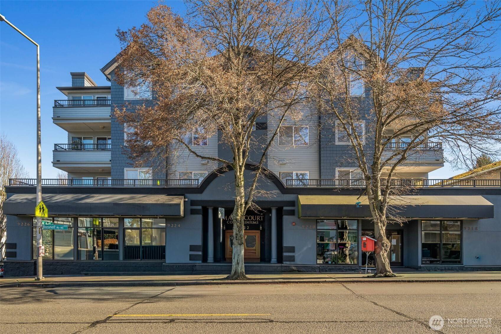 9222 Roosevelt WAY NE #A, Seattle, WA 98115