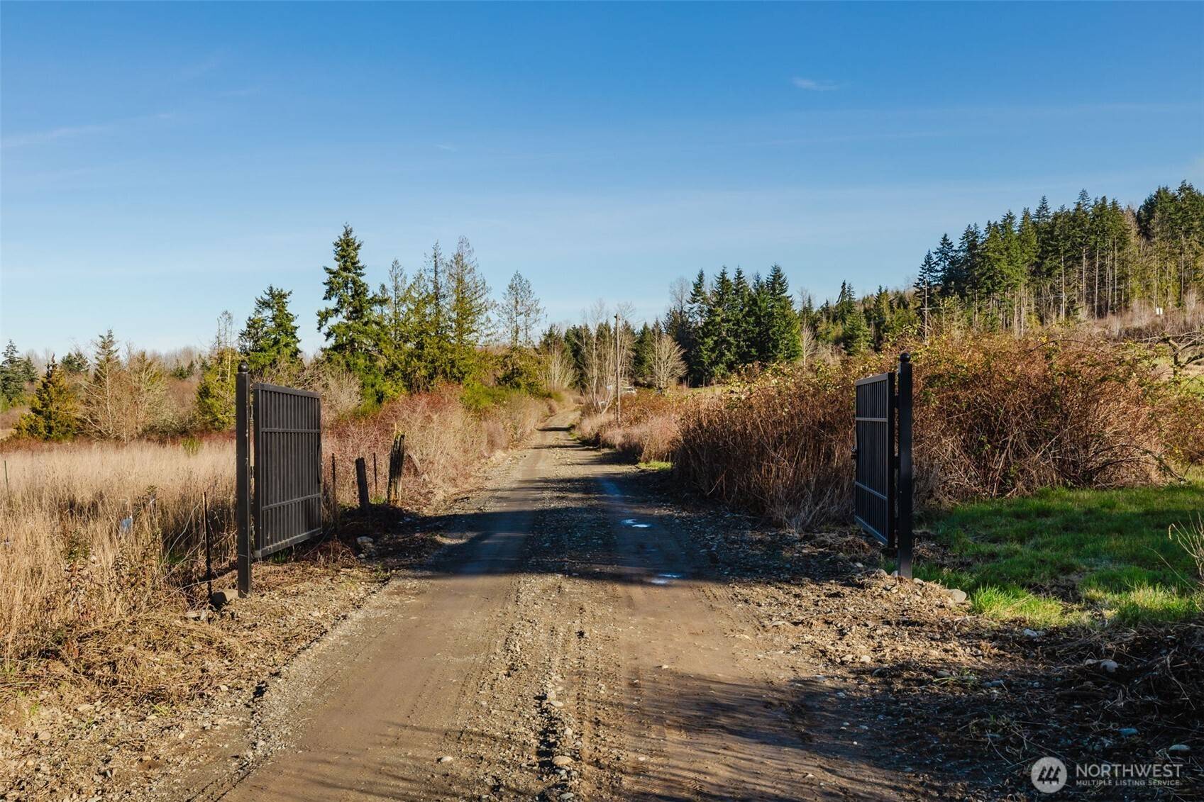208 Laird RD, Port Angeles, WA 98363