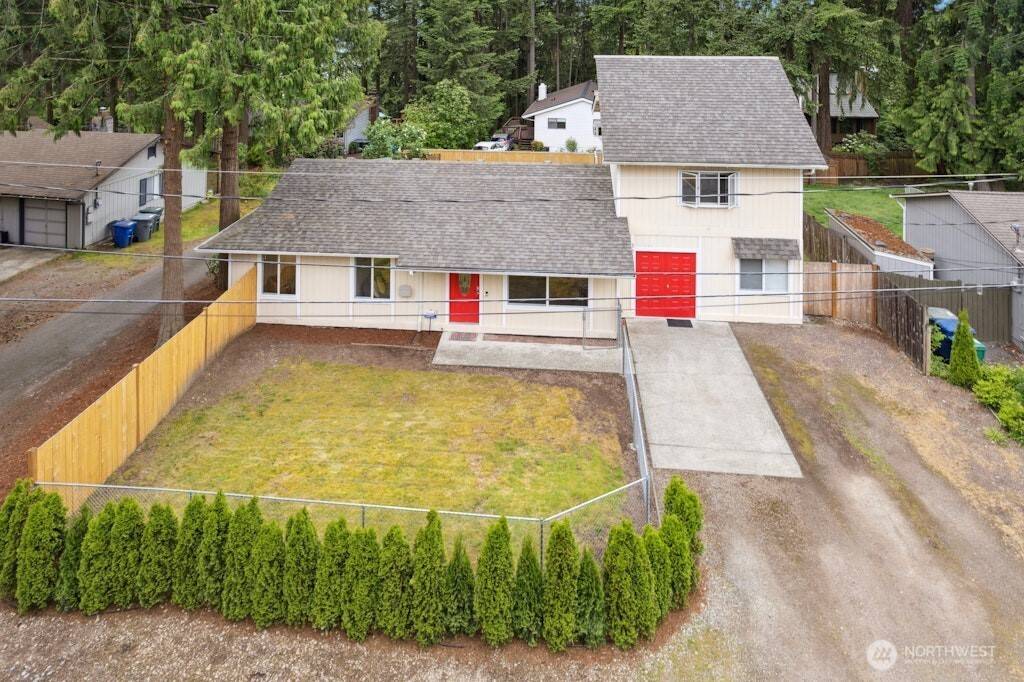 1115 207th PL NE, Sammamish, WA 98074