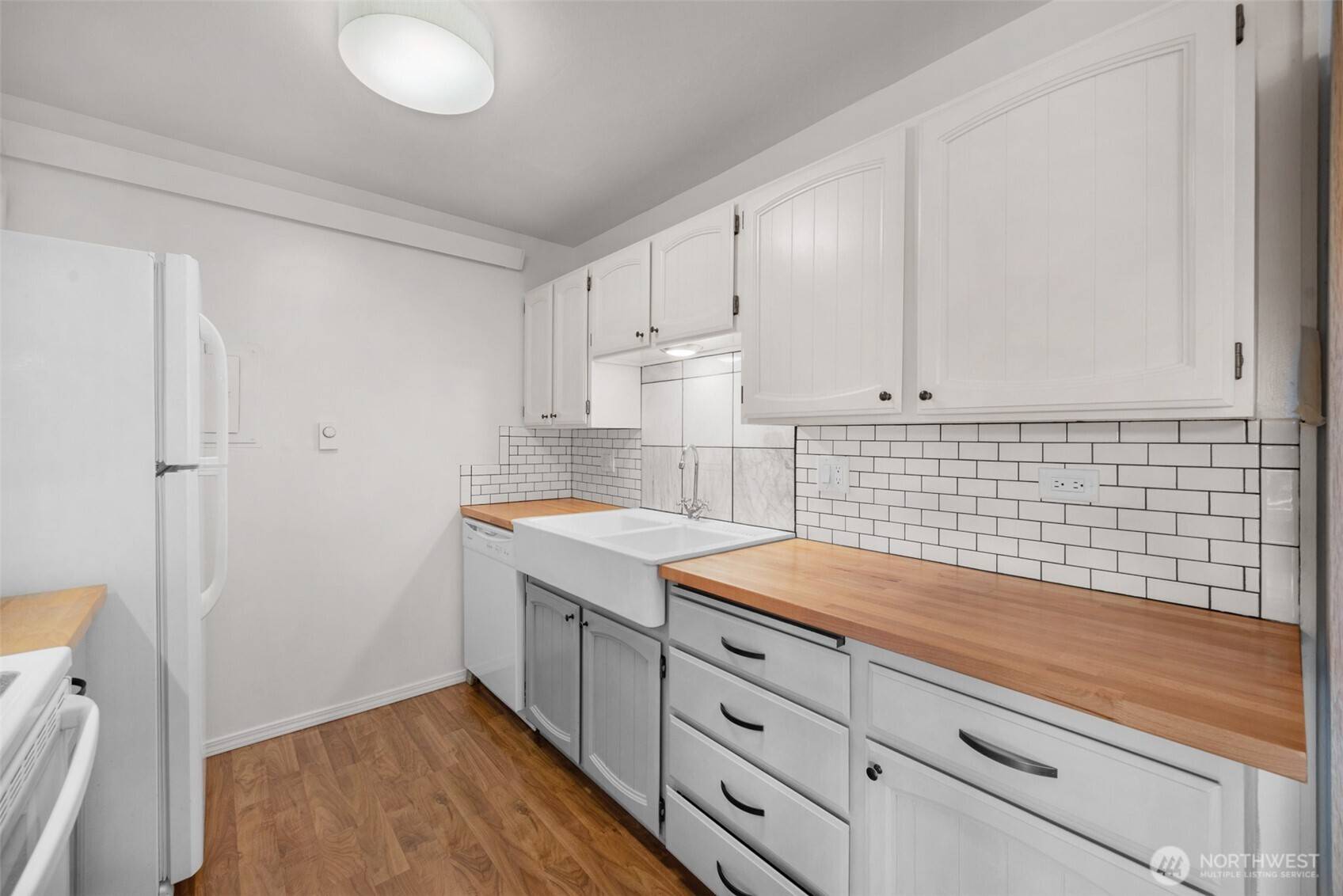2500 81st AVE SE #118, Mercer Island, WA 98040