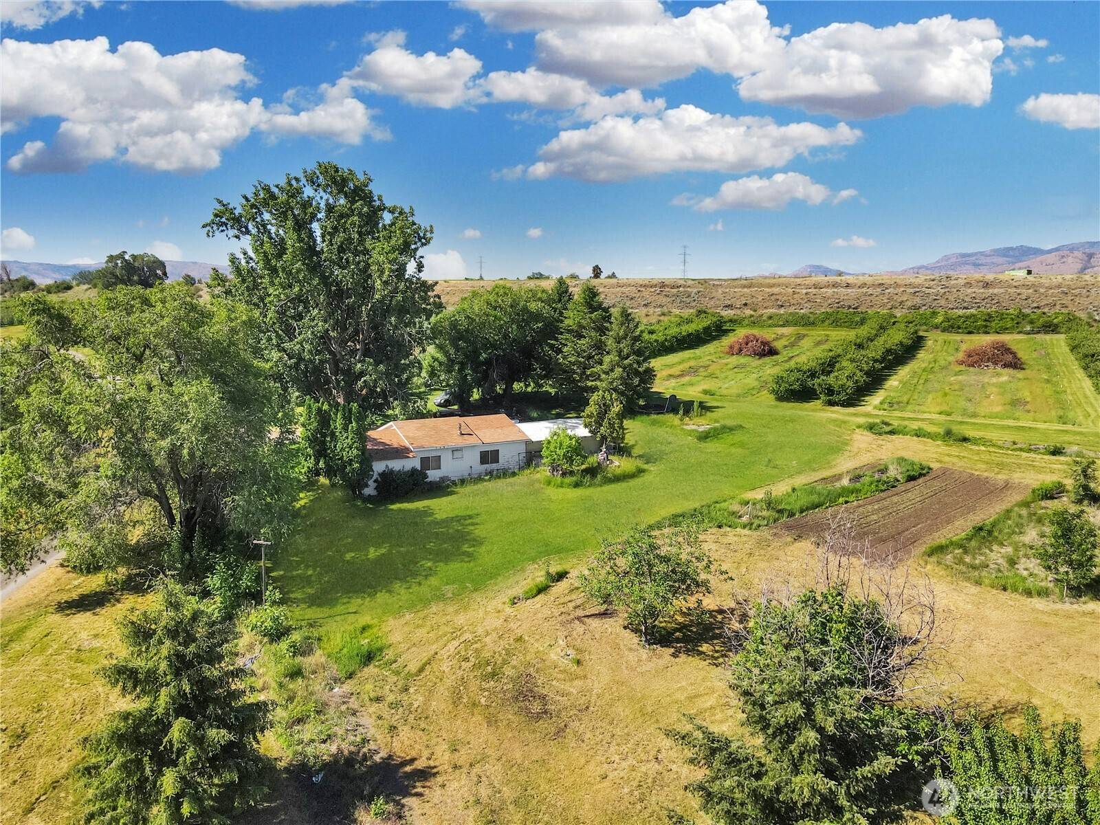 223 Old Riverside Hwy, Omak, WA 98841