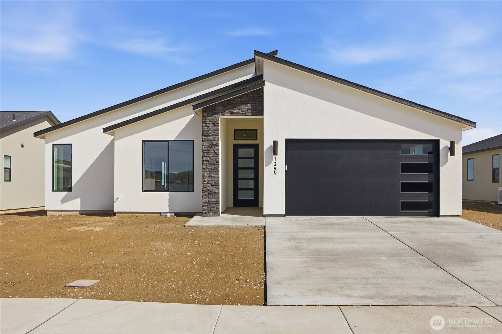 1134 E Mt Hood ST, Othello, WA 99344