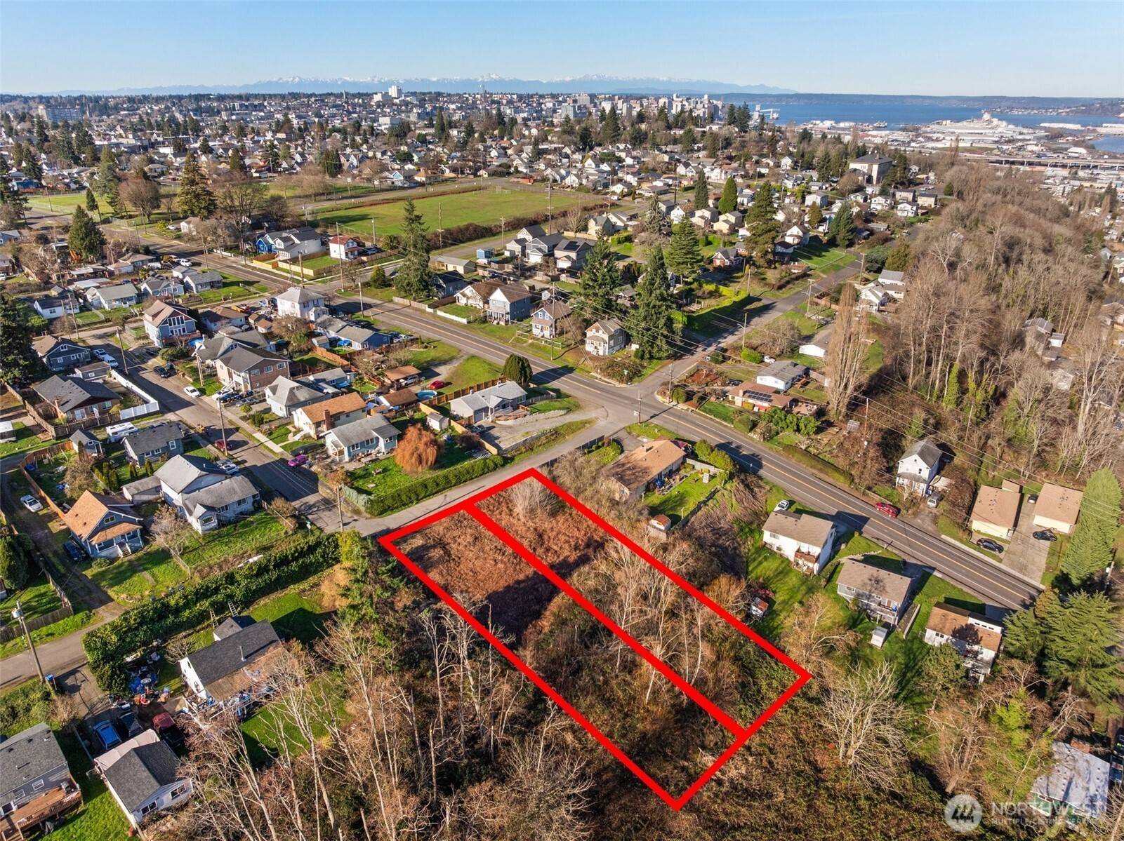 3561 E N ST, Tacoma, WA 98404