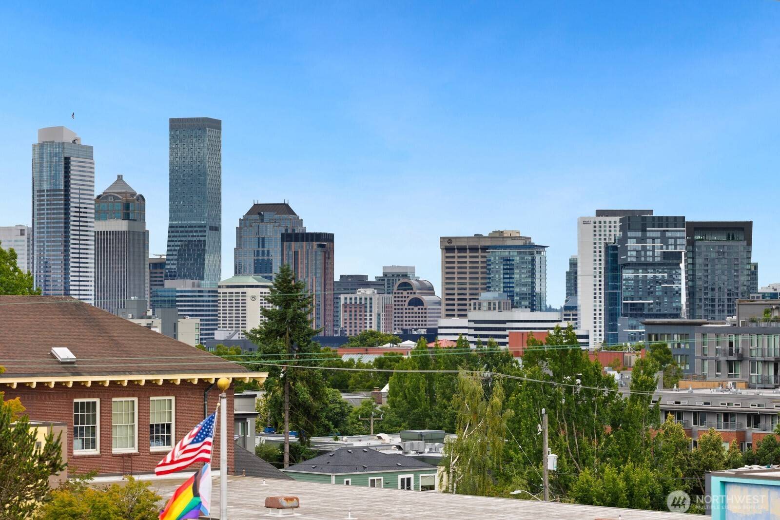 702 11th AVE E, Seattle, WA 98102