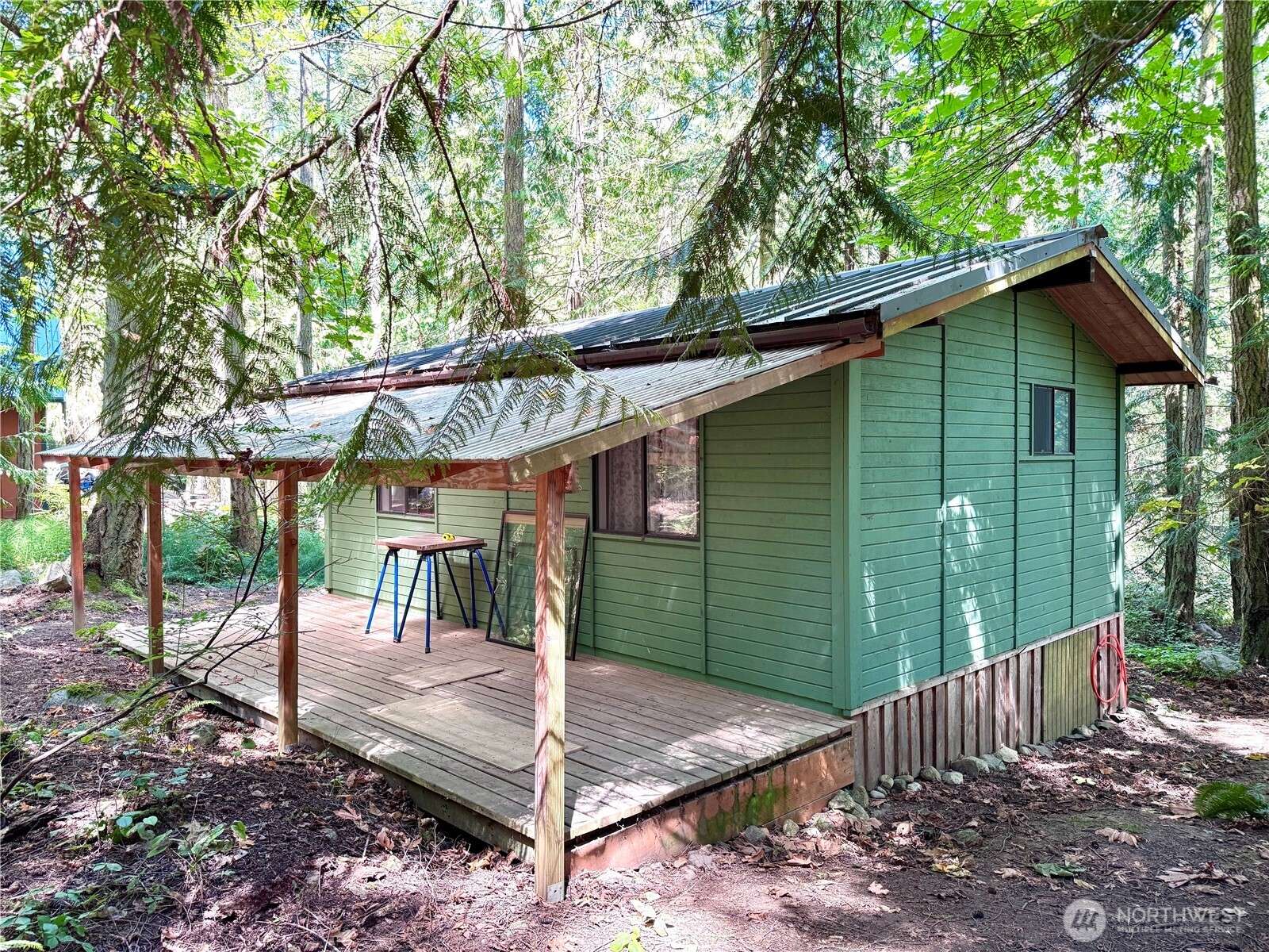 153 Chinook WAY, Center Island, WA 98221