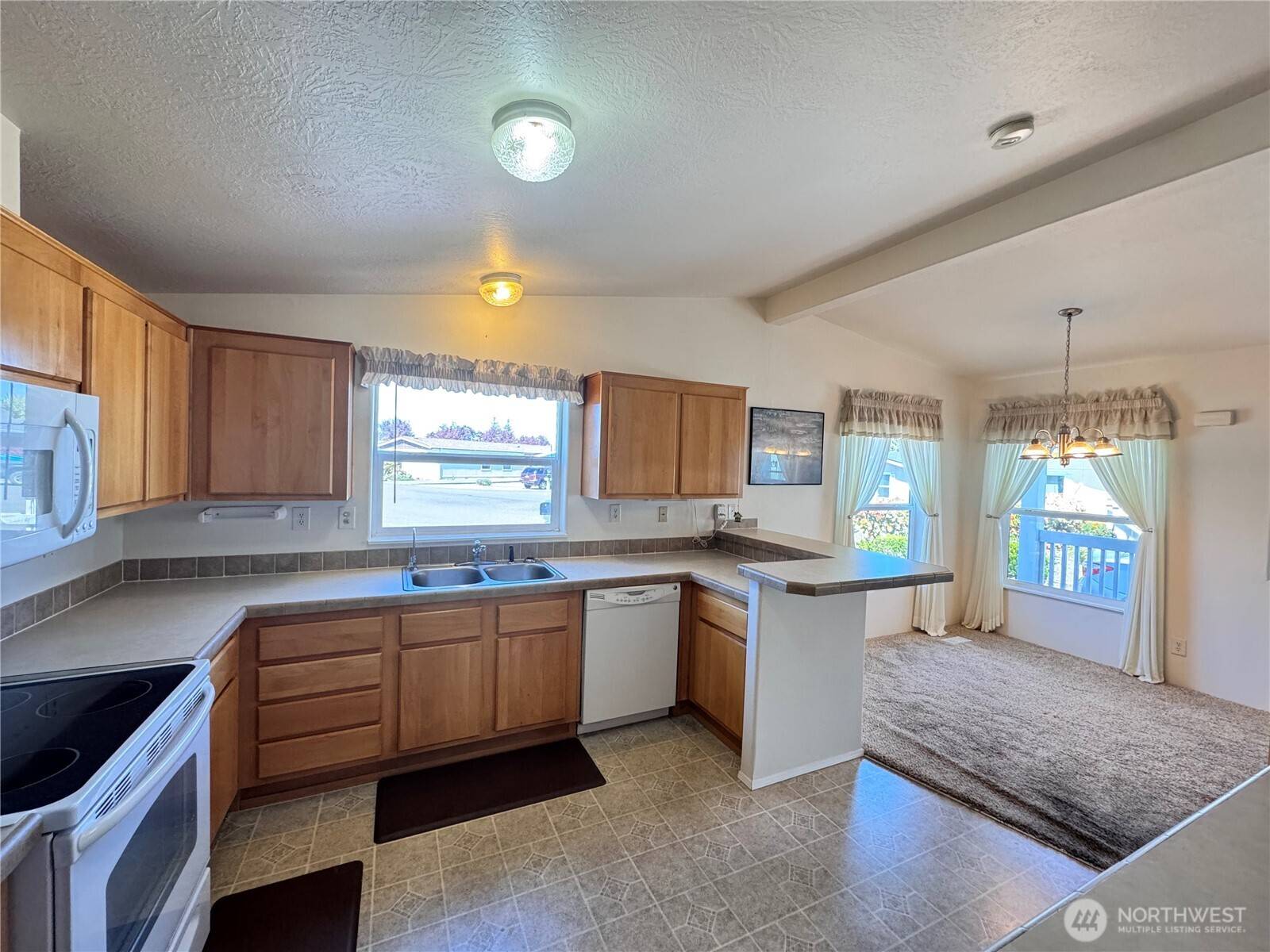 528 N 7th AVE, Sequim, WA 98382