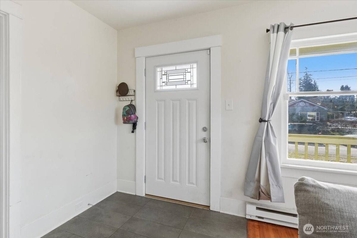 331 100th ST S, Parkland, WA 98444