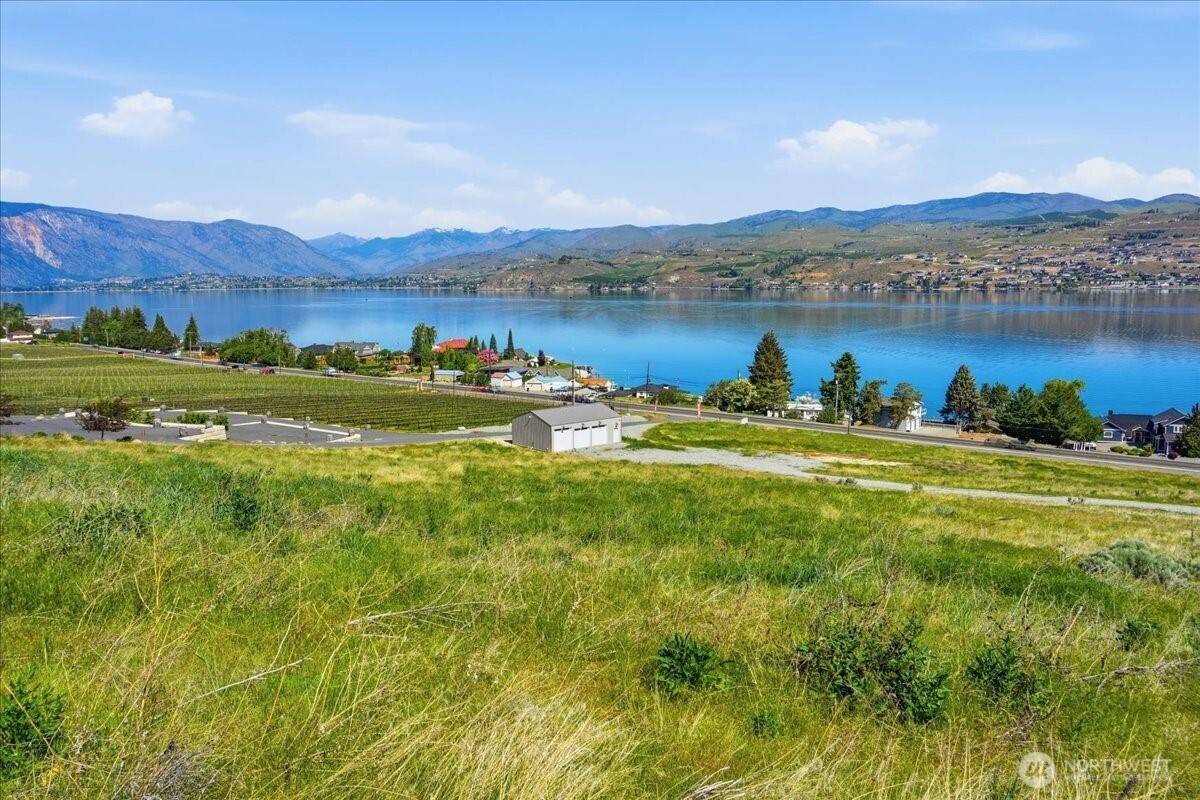 3725 US Highway 97a, Chelan, WA 98816