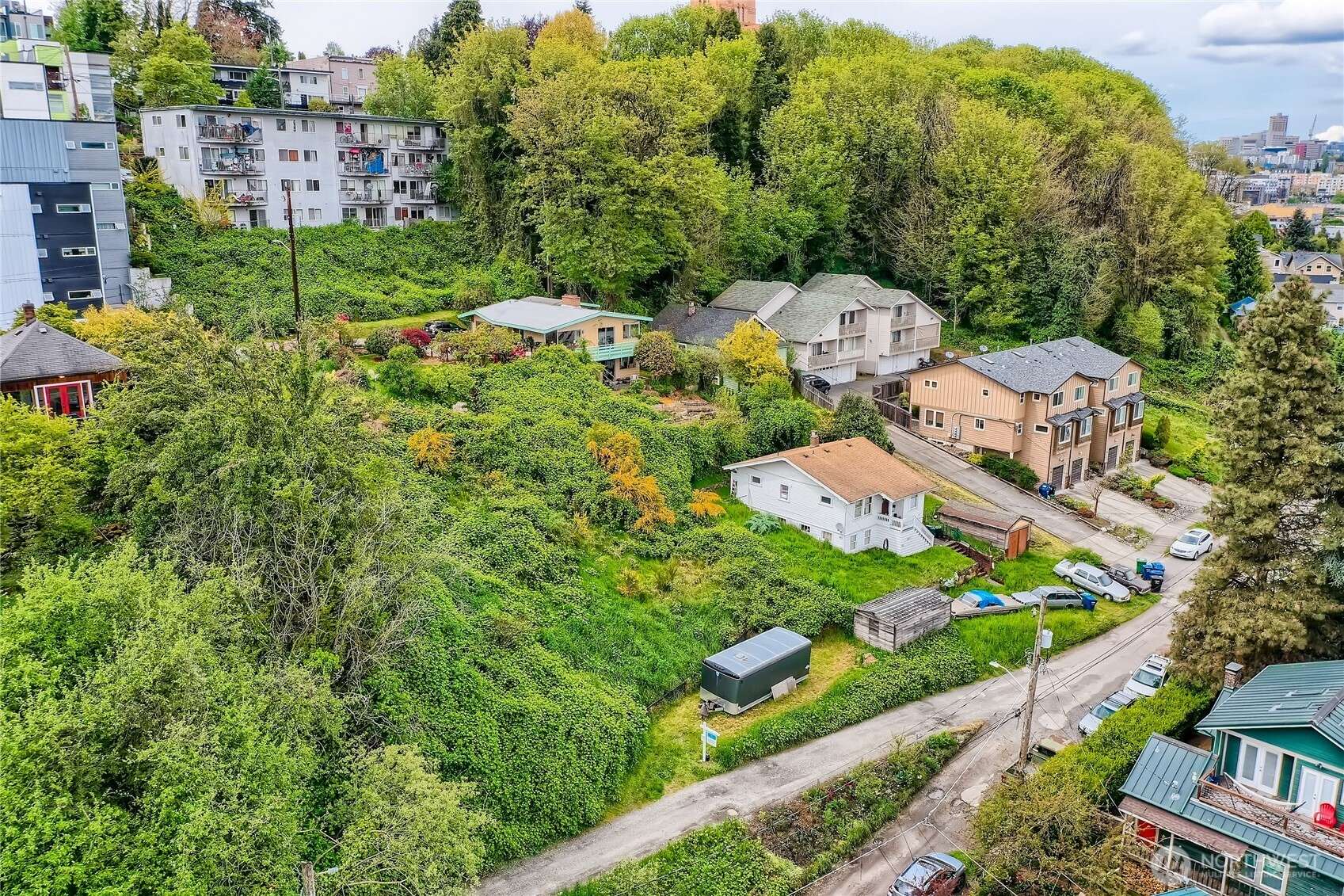 132 X 16th AVE S, Seattle, WA 98144