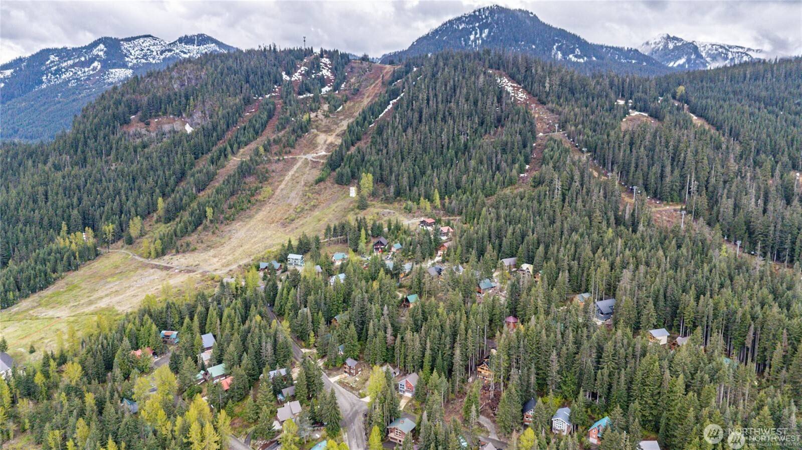 91 Arlberg PL, Snoqualmie Pass, WA 98068