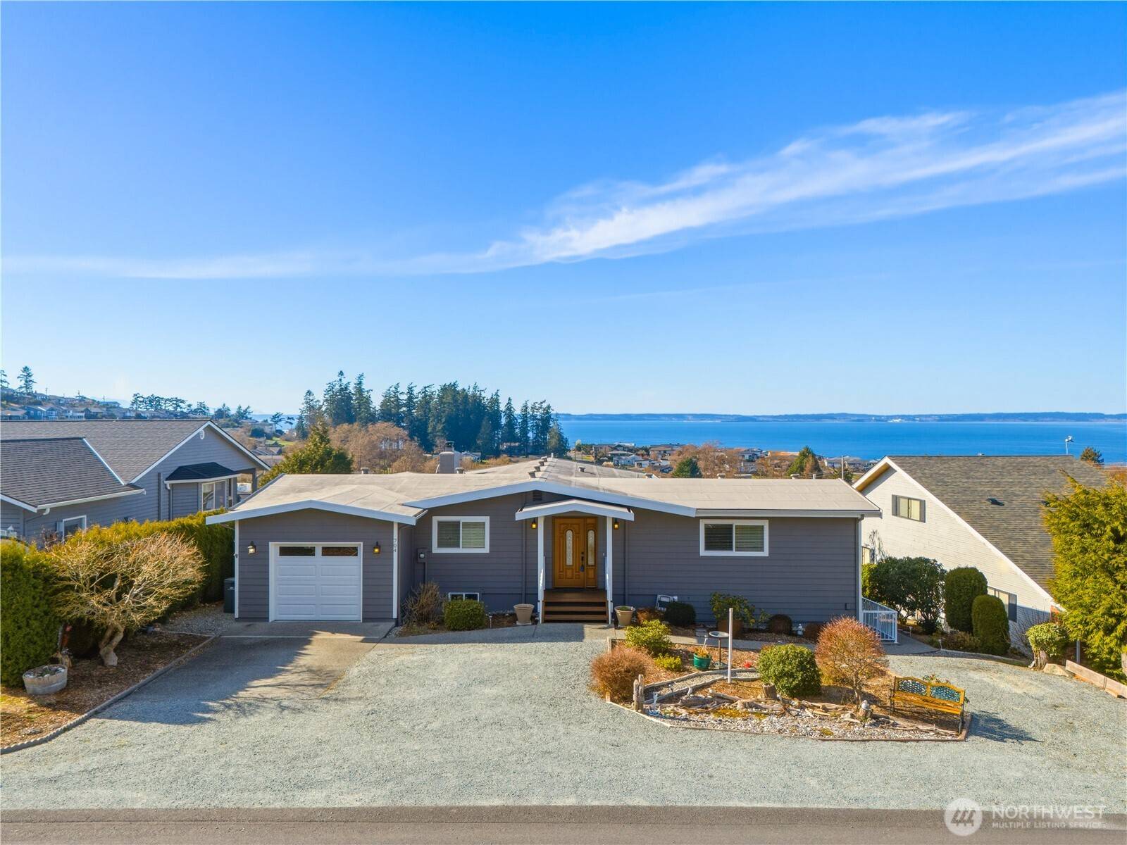704 Flintstone DR, Camano Island, WA 98282
