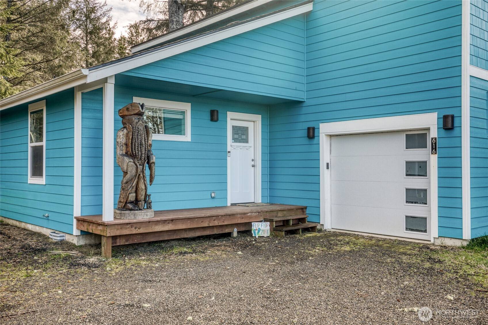 616 Sunset AVE NE, Ocean Shores, WA 98569