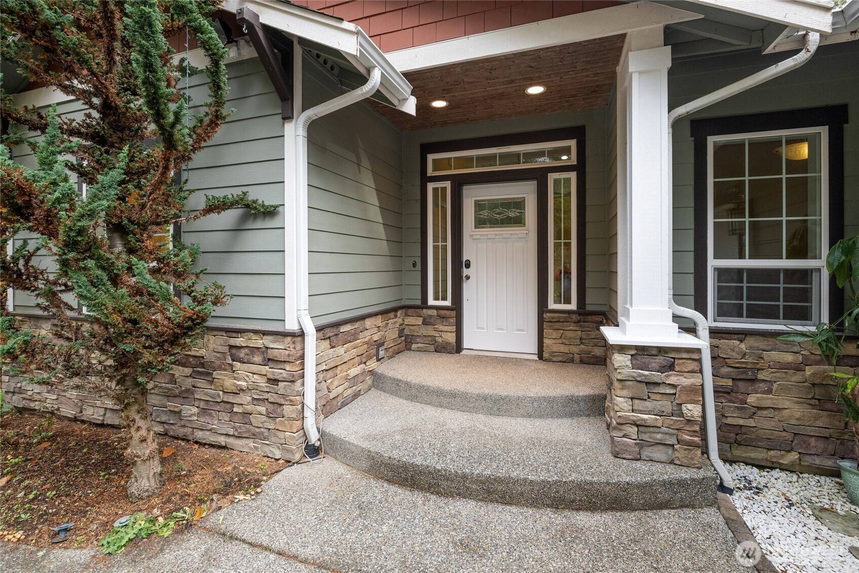 12106 109th ST NW, Gig Harbor, WA 98329