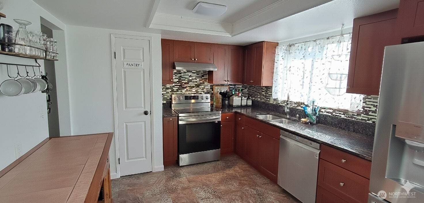 7655 Forest Ridge DR NE, Bremerton, WA 98311
