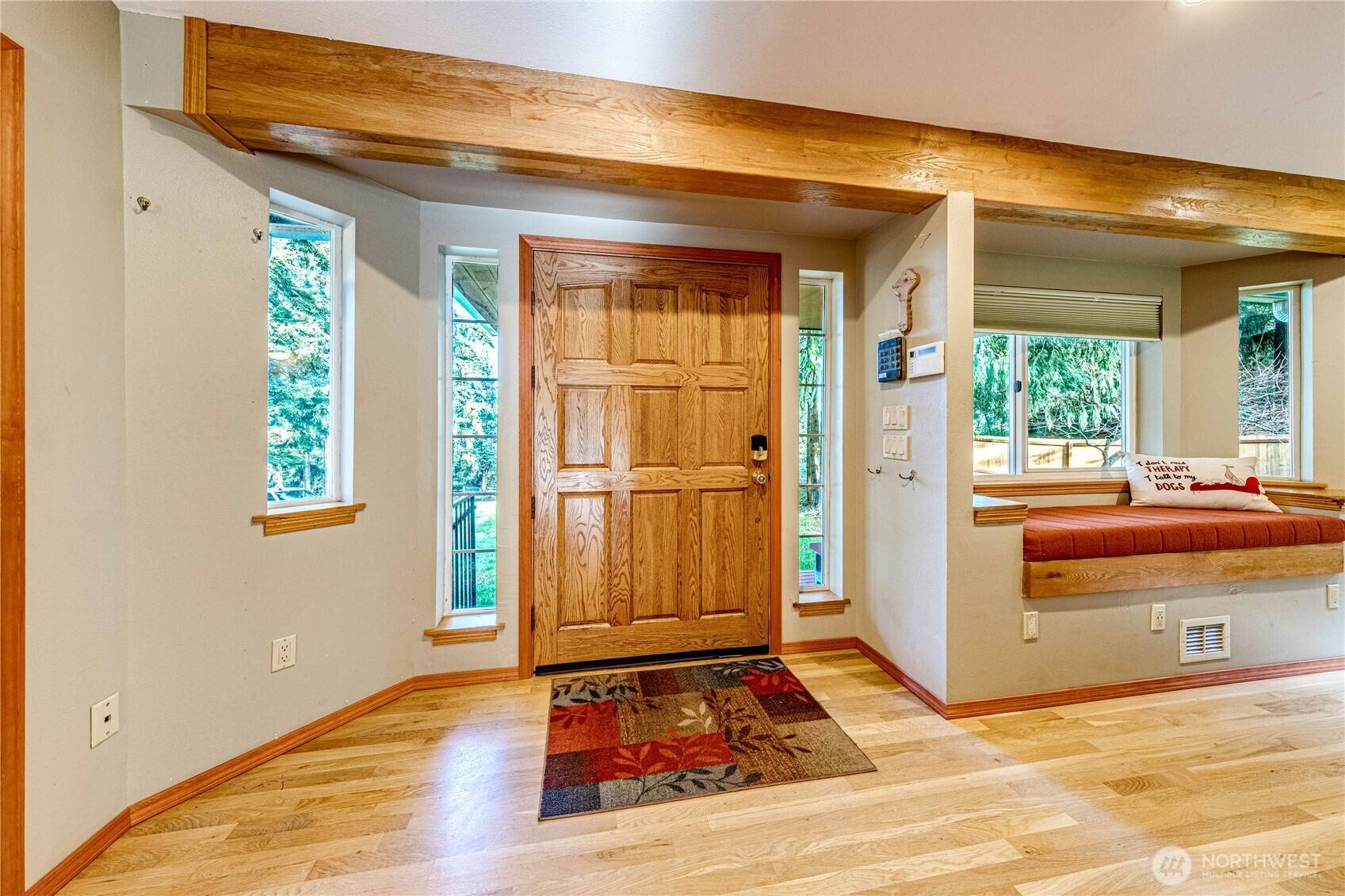73 Ross LN, Port Angeles, WA 98363