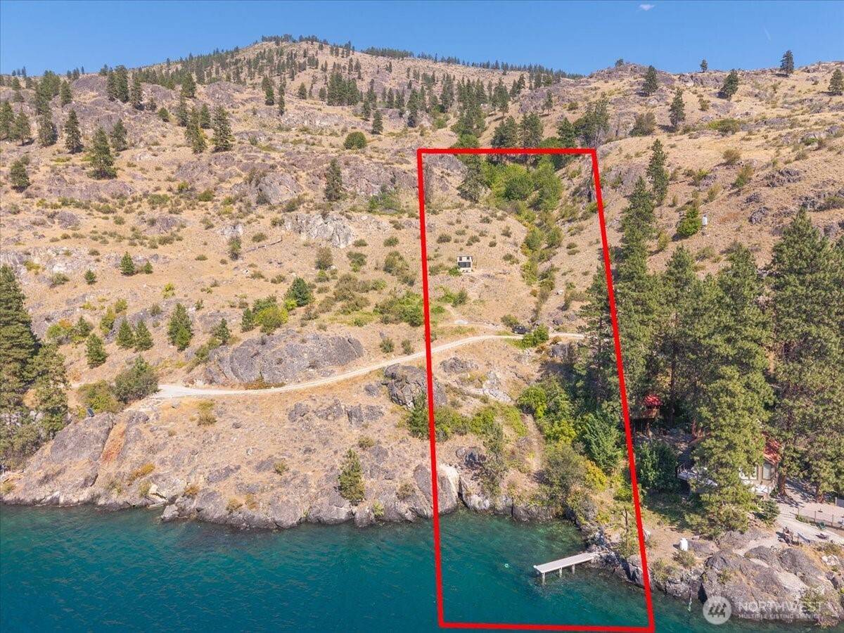 2570 Emerson Acres RD, Manson, WA 98831