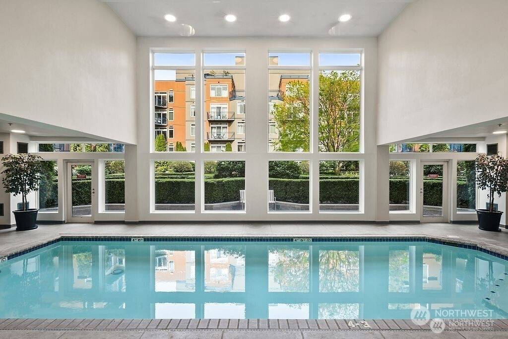 2414 1st AVE #703, Seattle, WA 98121