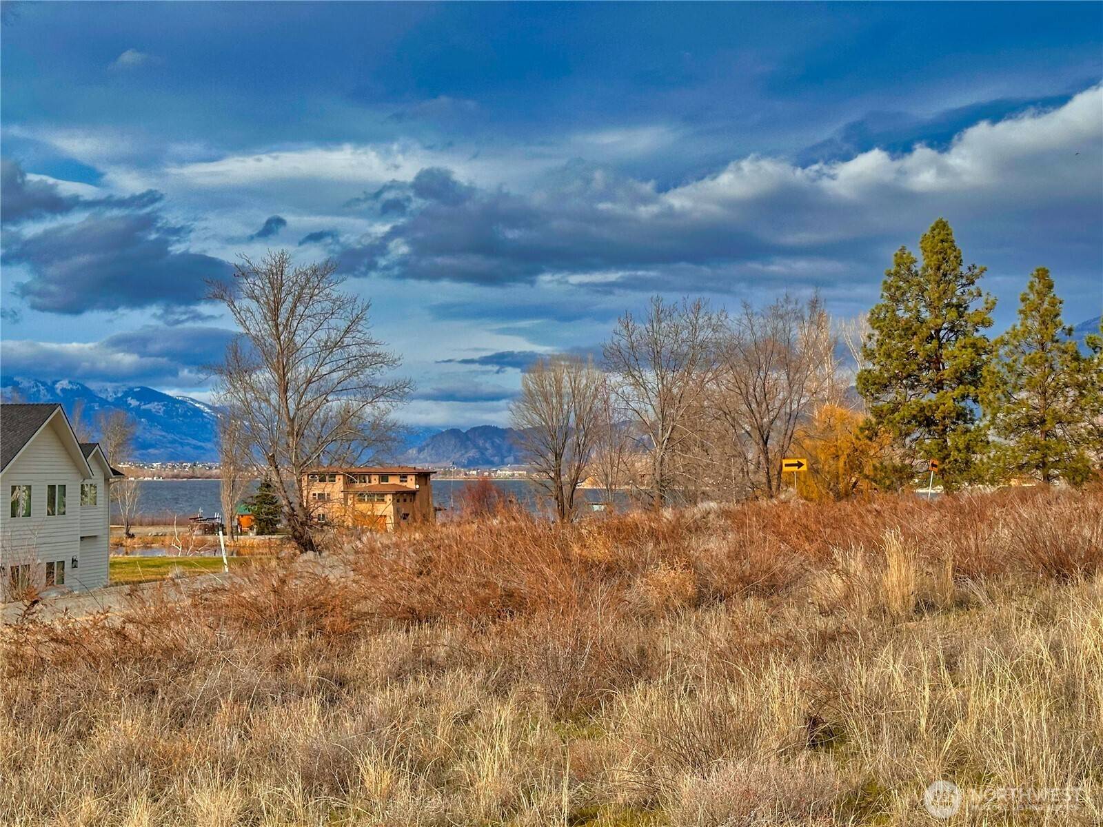 409 TBD Eastlake RD, Oroville, WA 98844