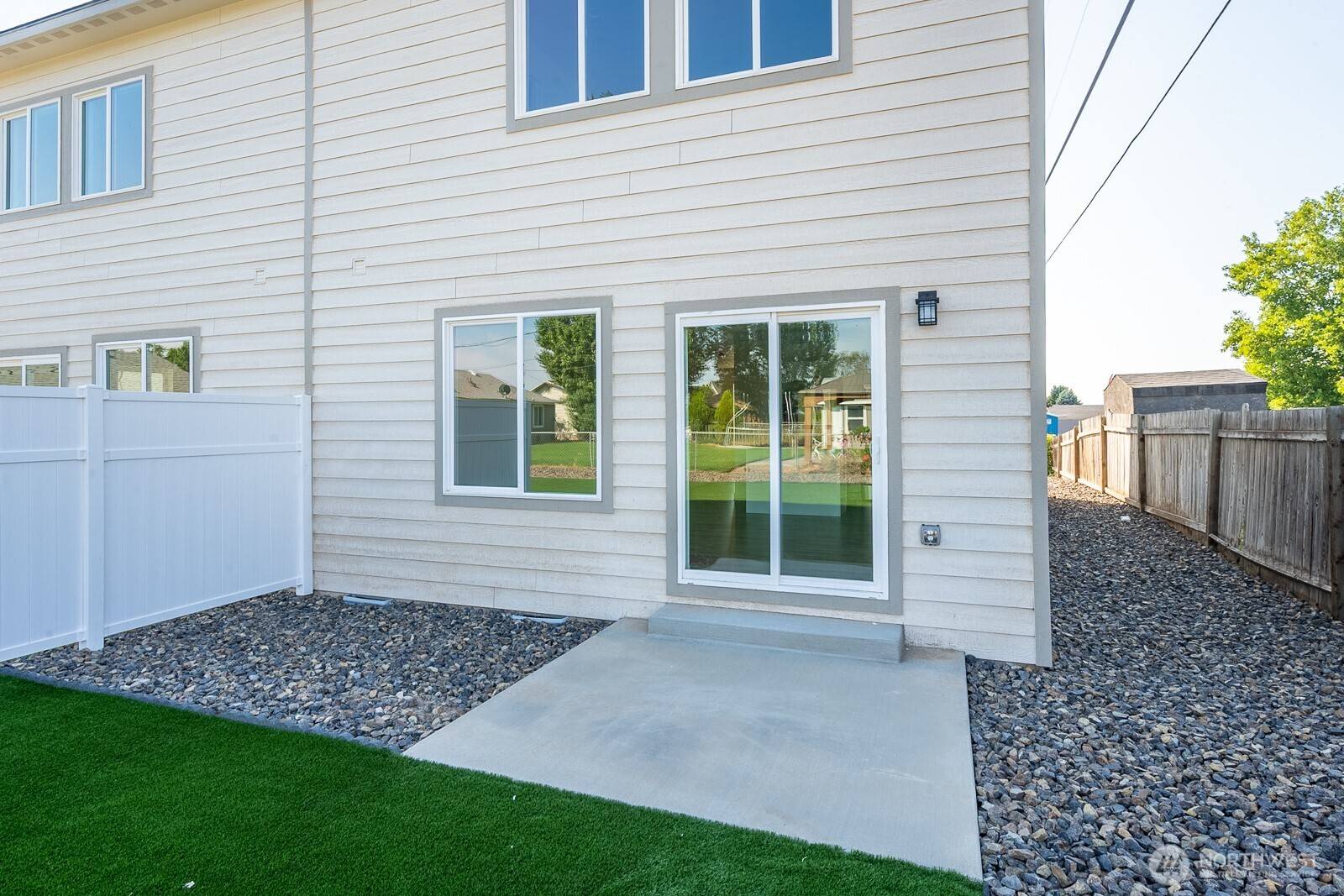 1070 S Grand DR, Moses Lake, WA 98837