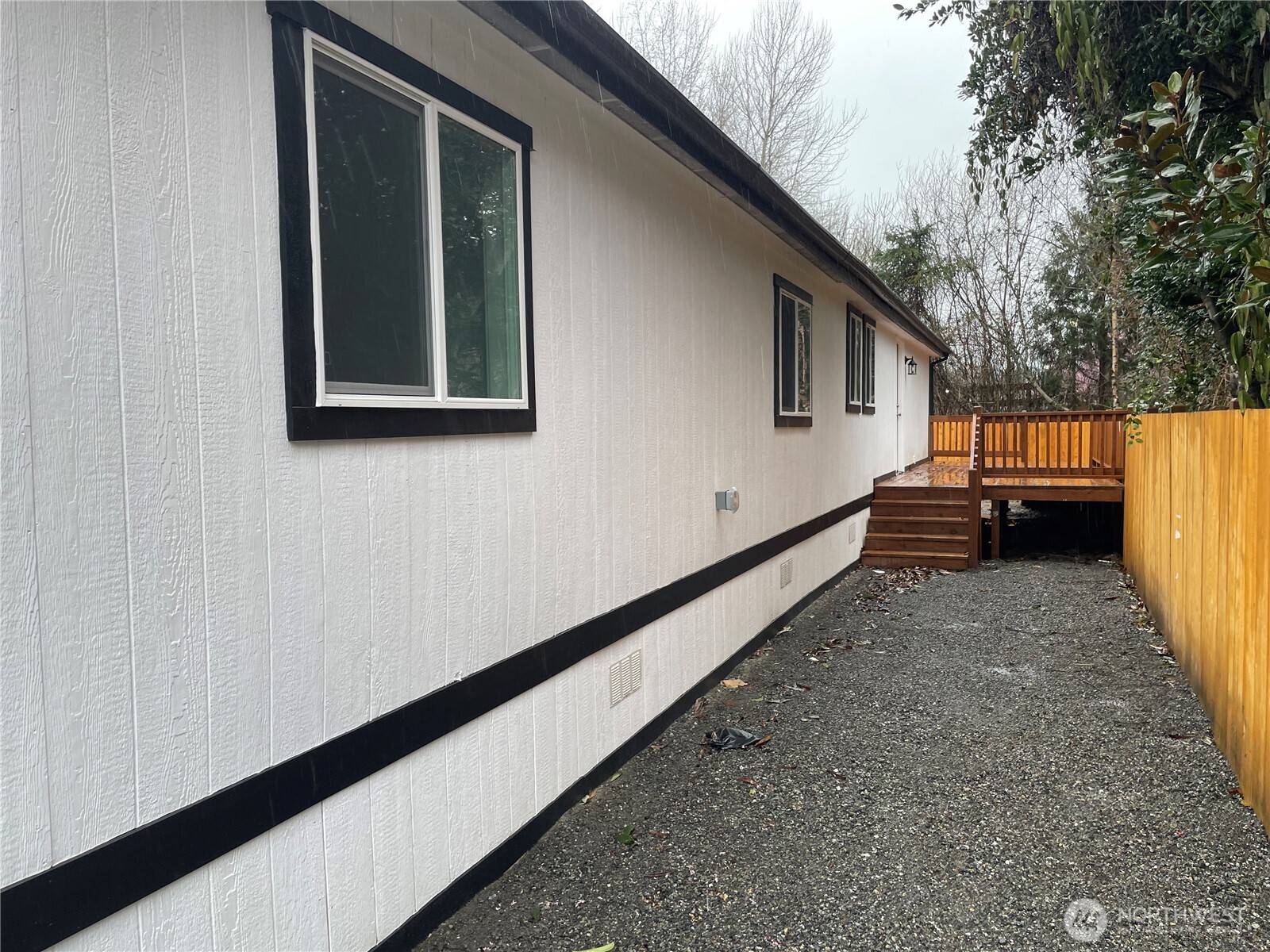 827 West Valley HWY #46, Kent, WA 98032