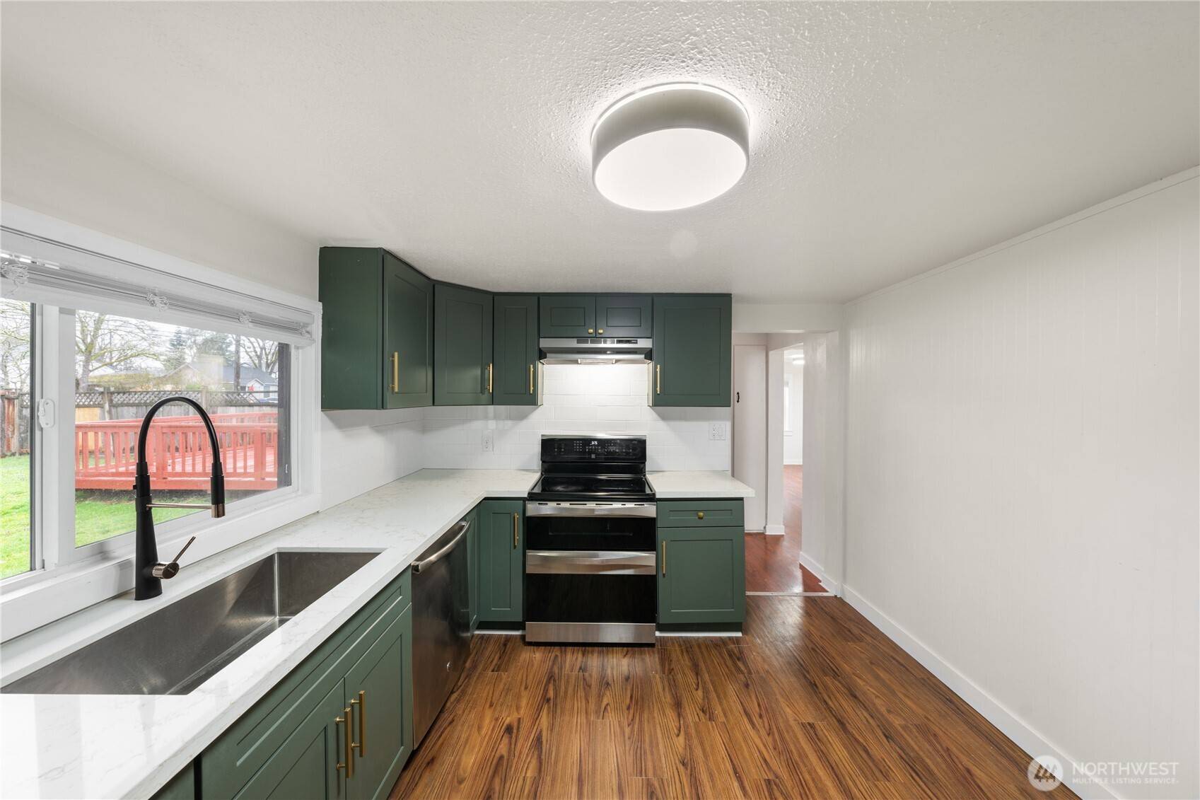 6146 88th ST SW, Lakewood, WA 98499