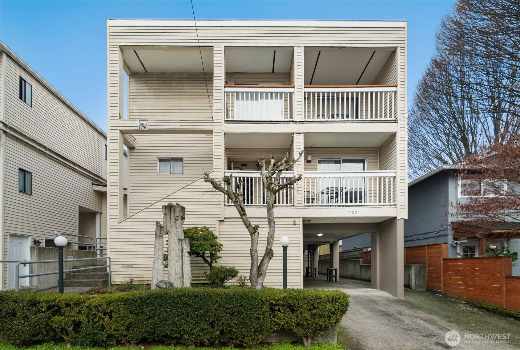 1120 N 91st ST, Seattle, WA 98103