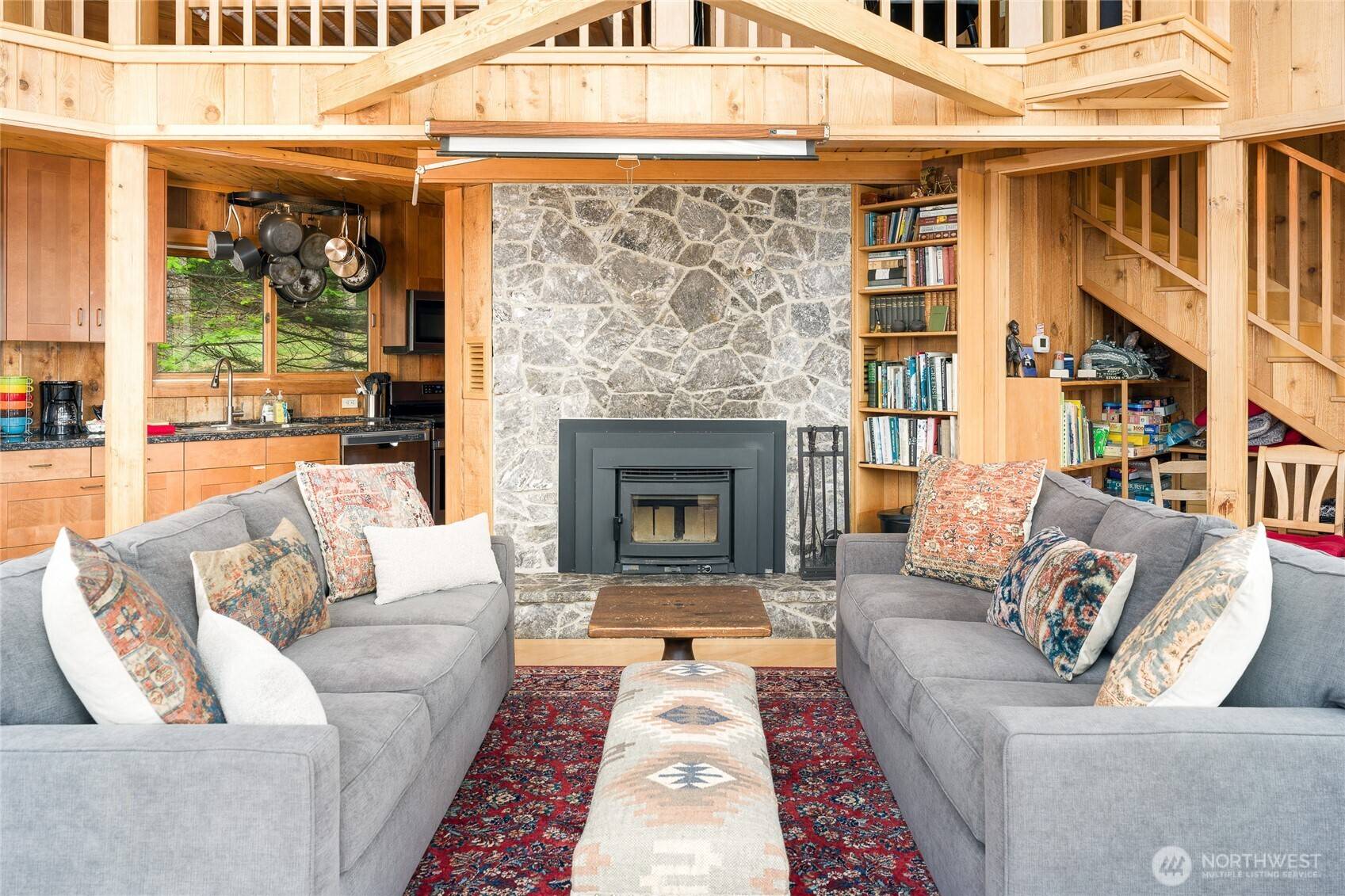 122 Lohman LN, Orcas Island, WA 98245