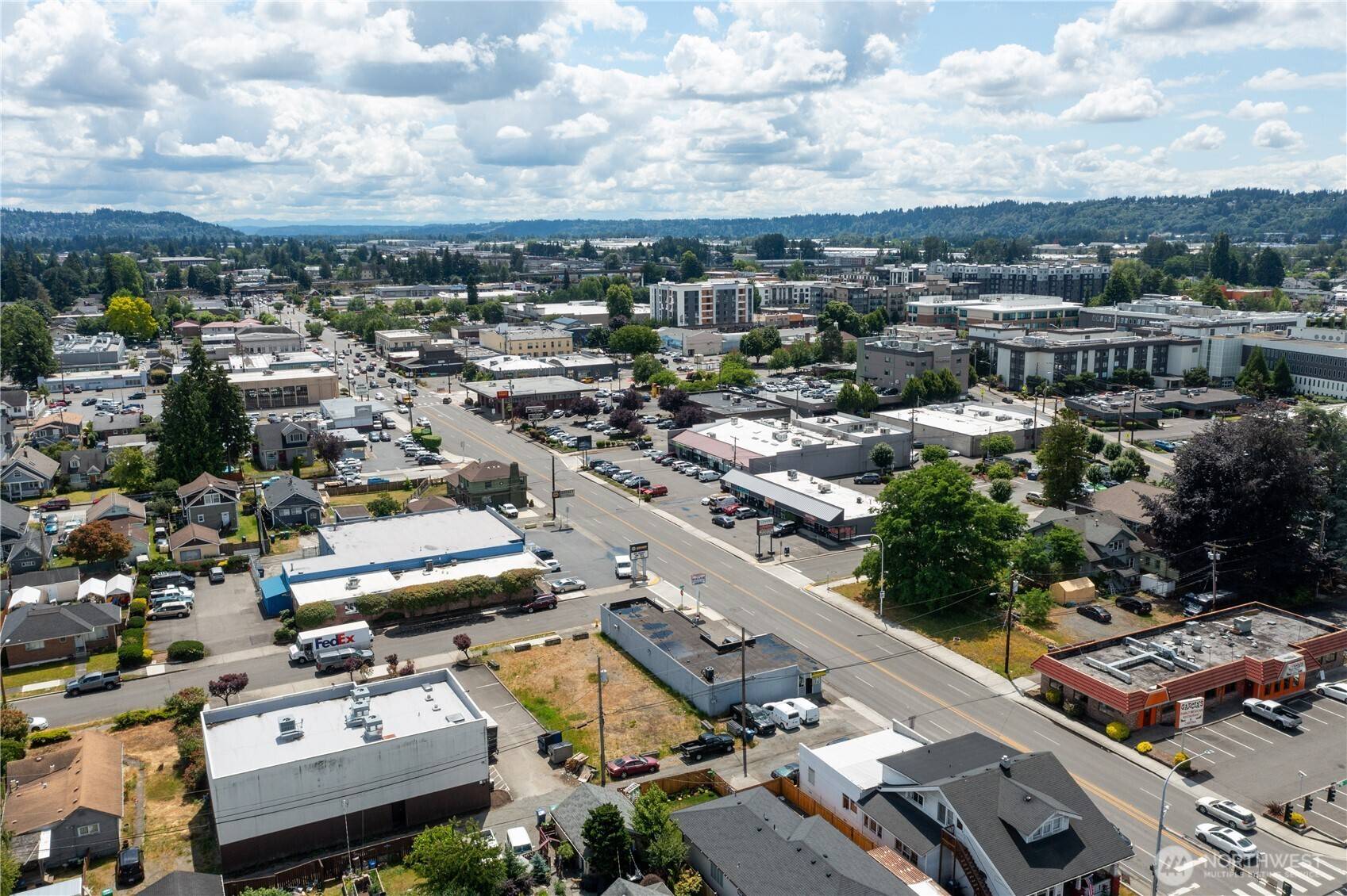 3073 3rd ST NE, Auburn, WA 98002
