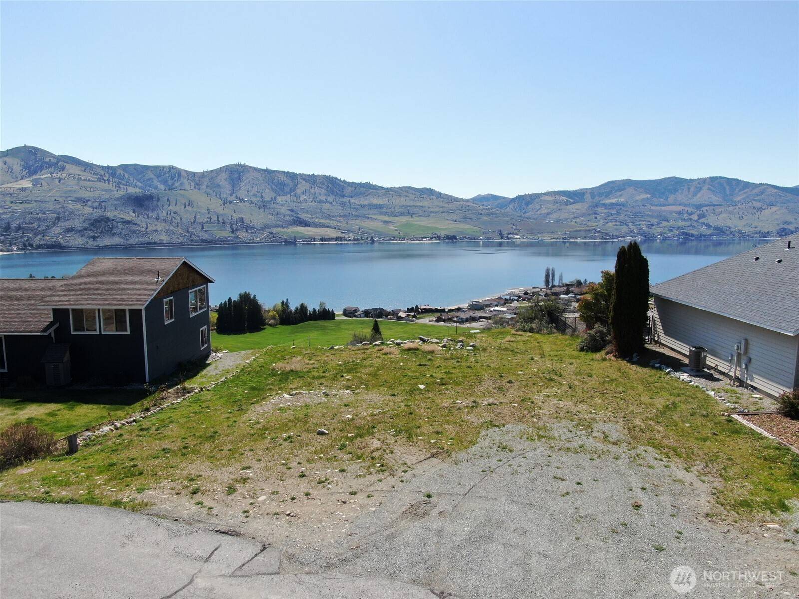120 Orchard View DR, Chelan, WA 98816