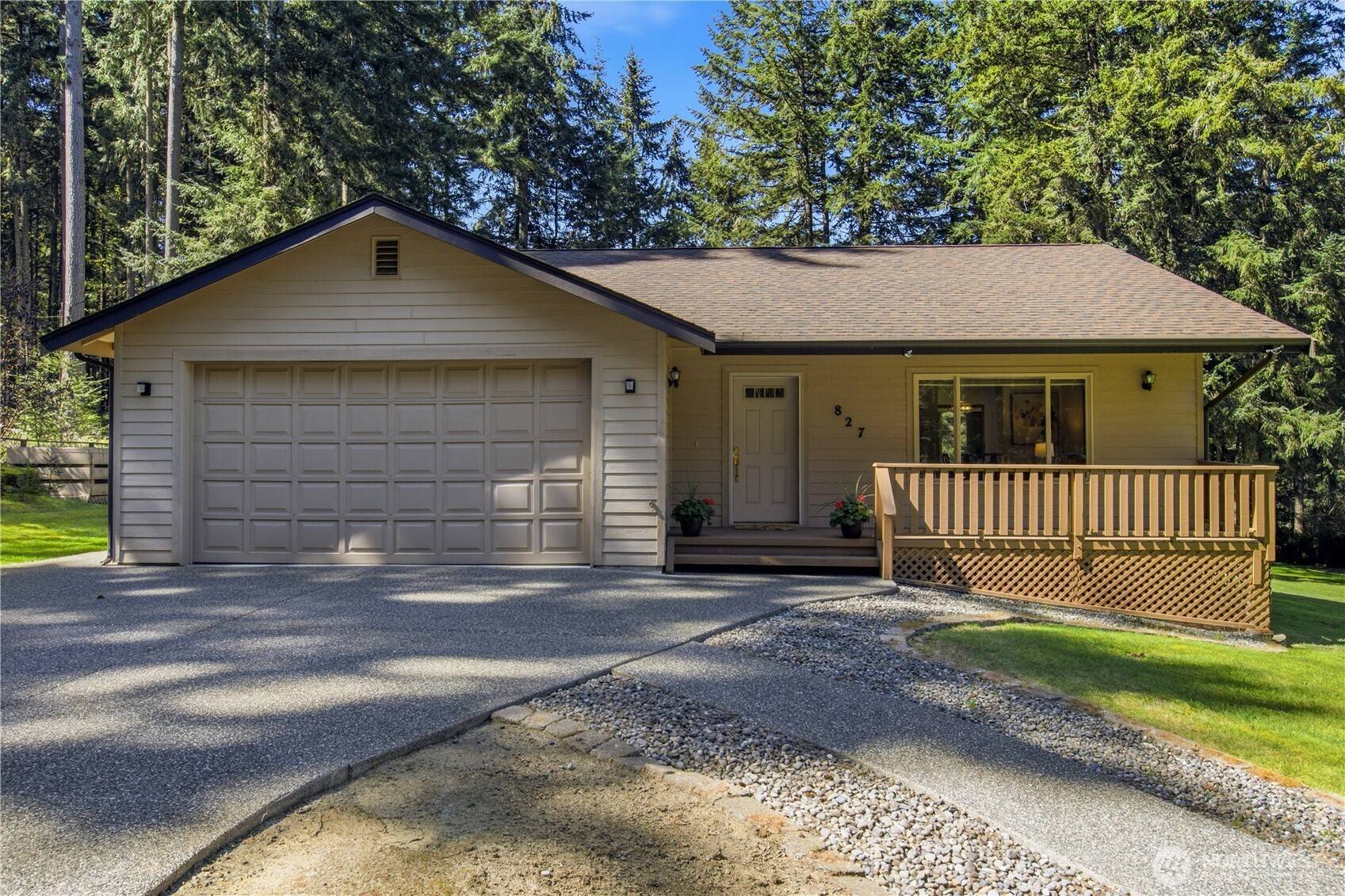 827 Illahee DR, Fox Island, WA 98333