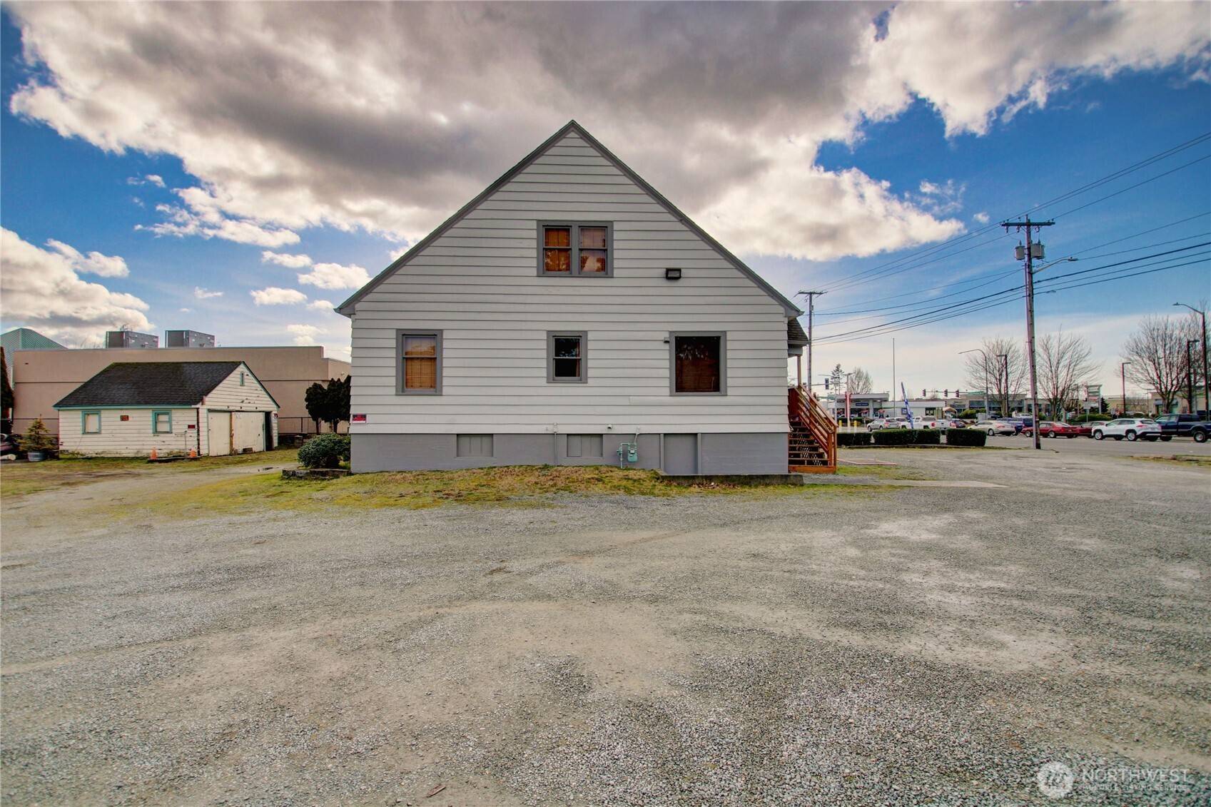 1760 S Burlington BLVD, Burlington, WA 98233