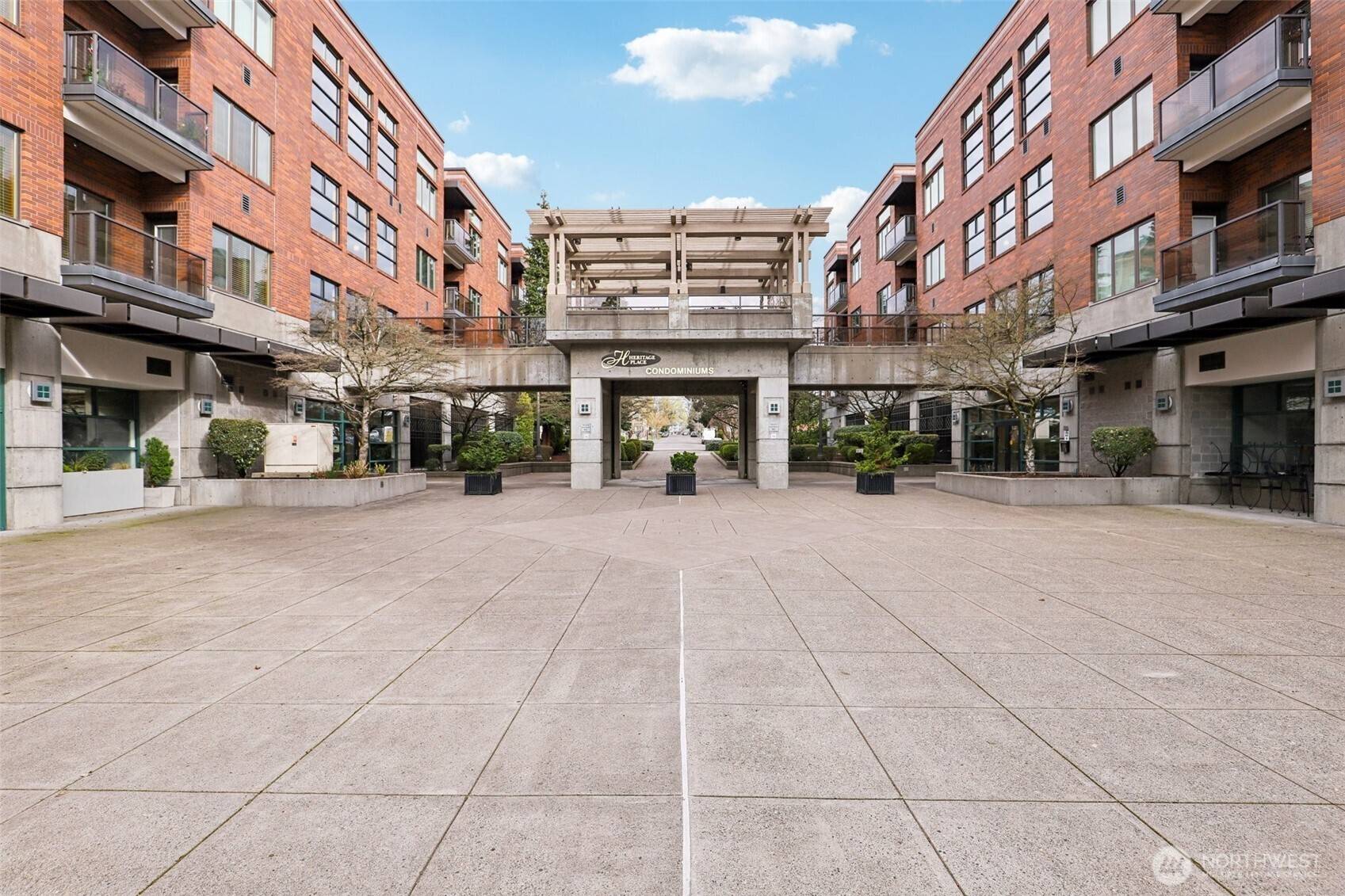 300 W 8th ST #209, Vancouver, WA 98660