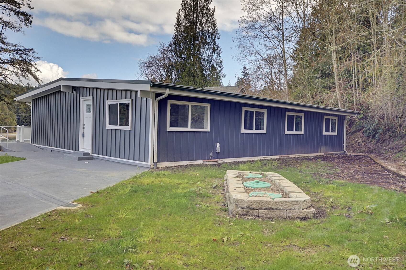 9406 Glencove RD NW, Gig Harbor, WA 98329