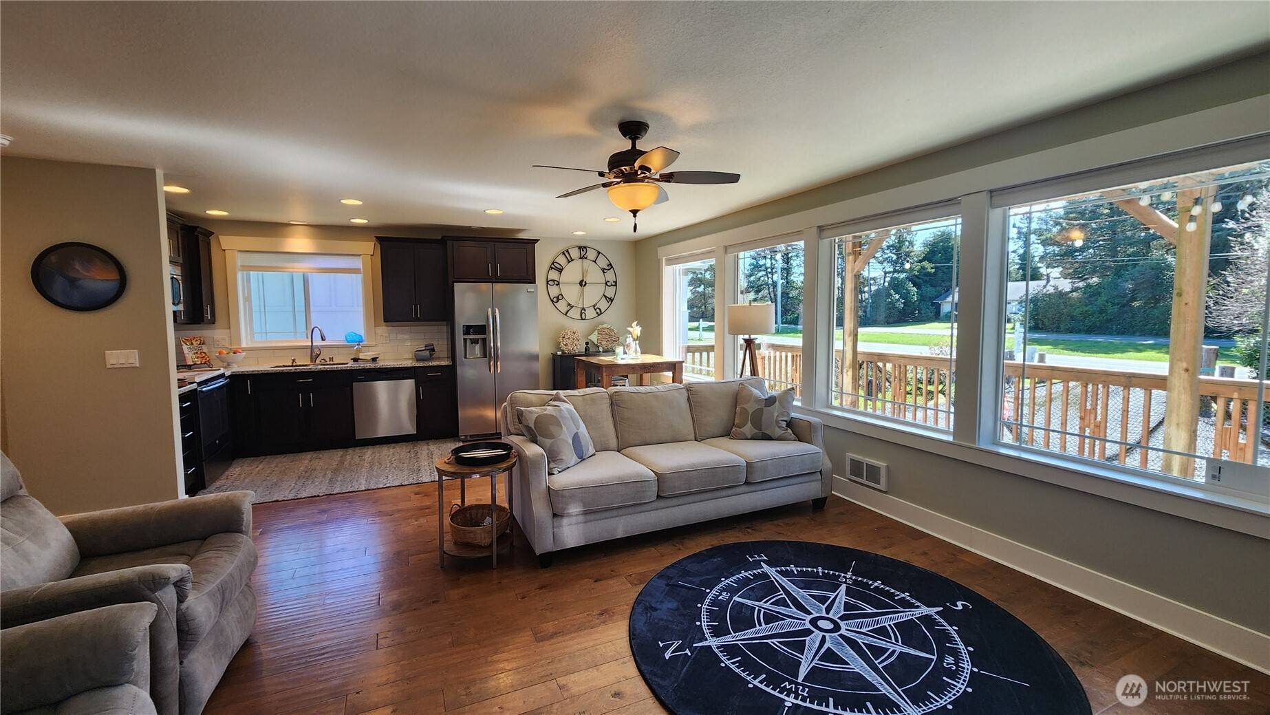 136 Pacific BLVD NW, Ocean Shores, WA 98569