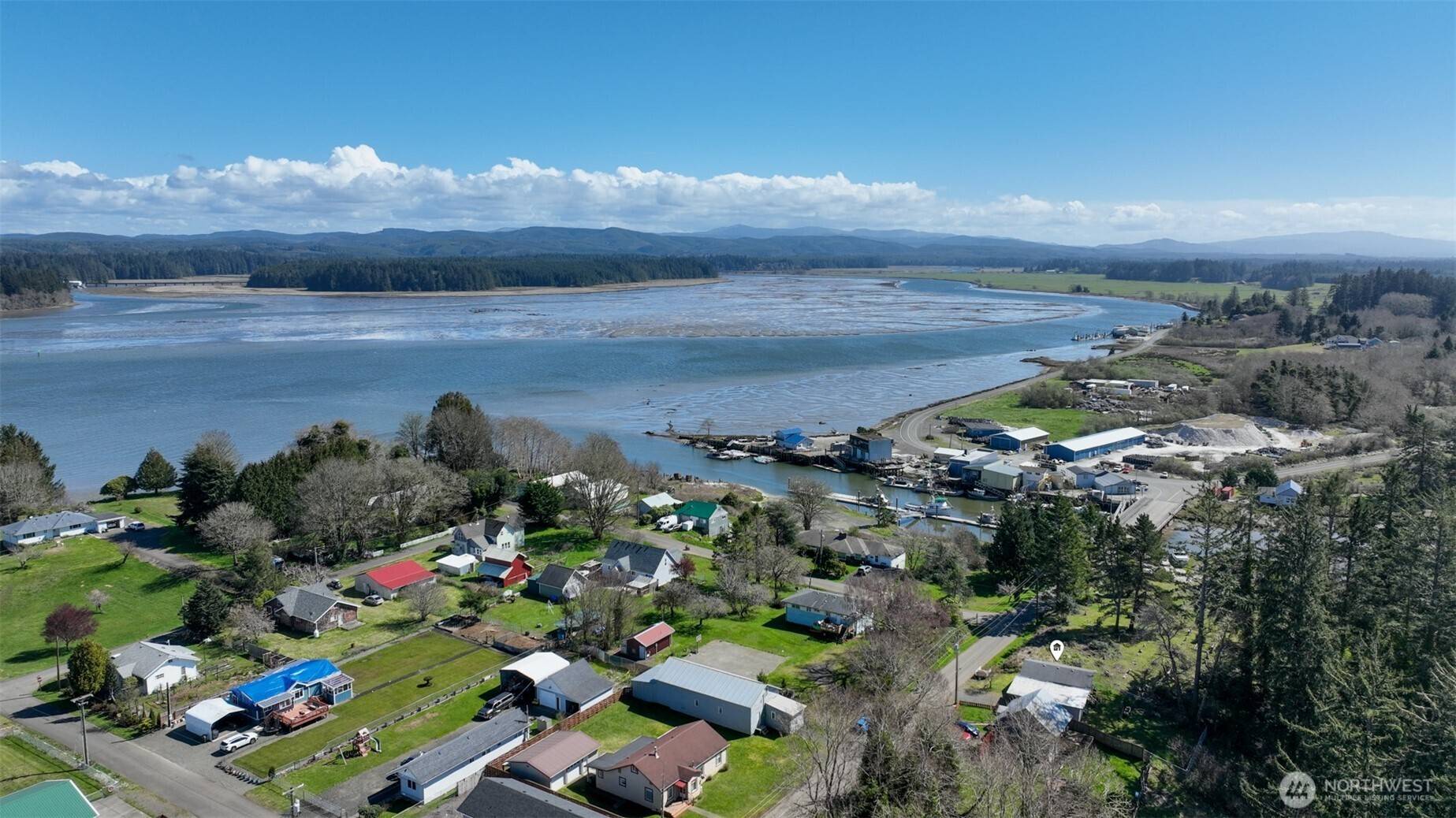 21 2nd ST, Bay Center, WA 98527