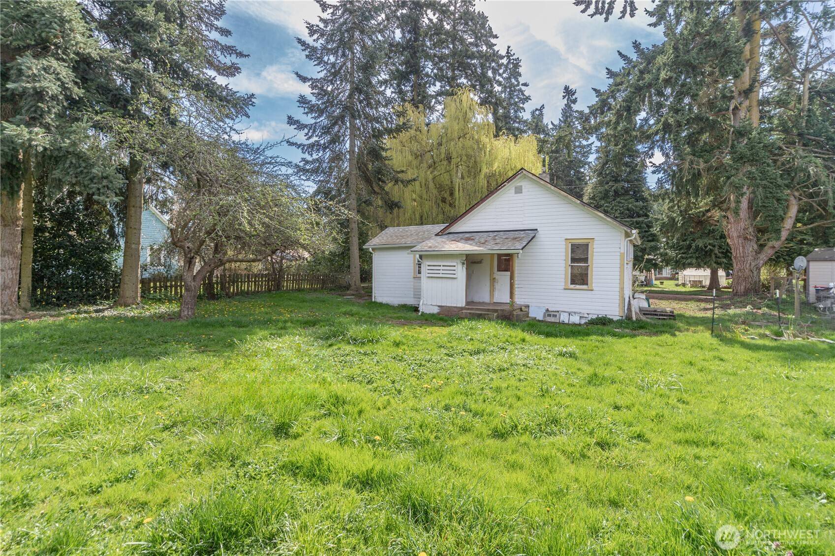 251 E Arden ST, Port Hadlock, WA 98339