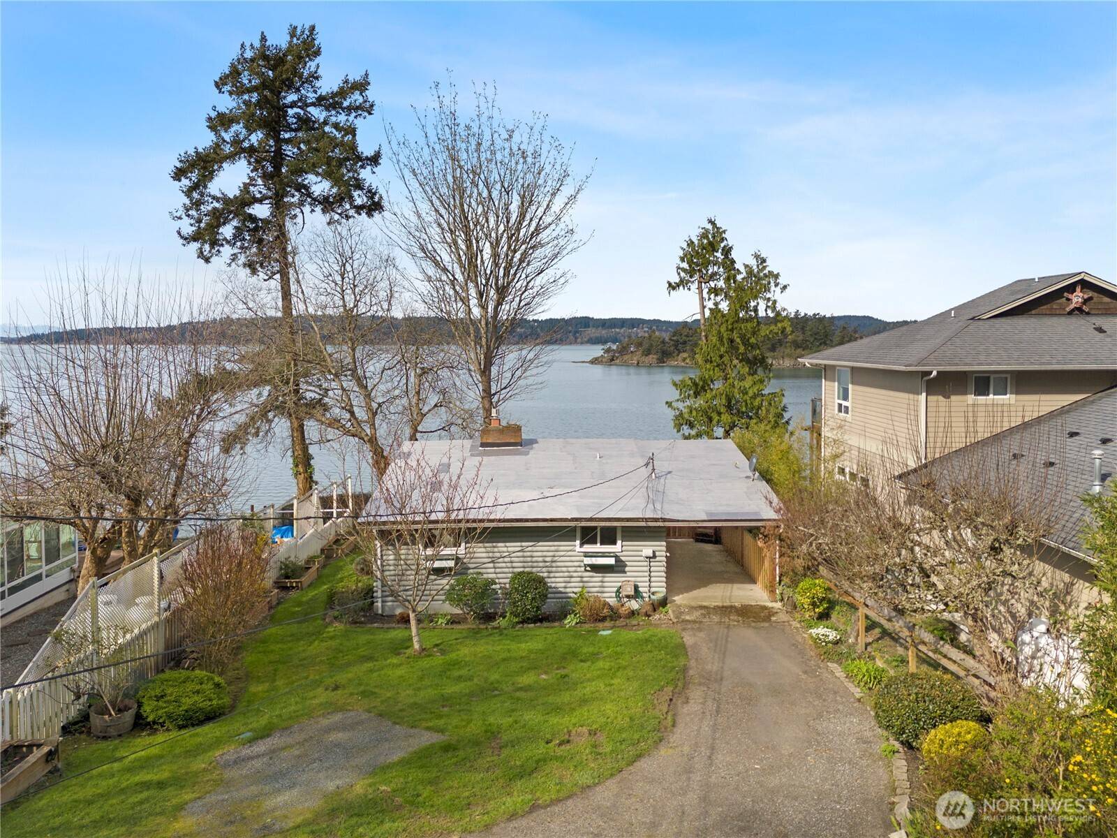 17888 Cobahud RD, La Conner, WA 98257
