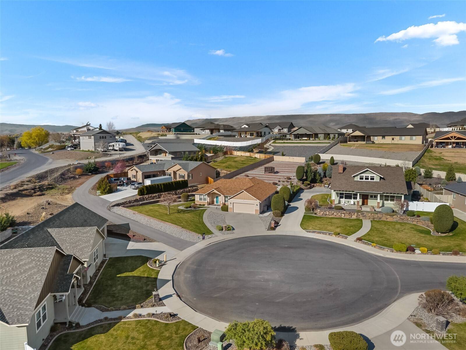 48 Luther CT, Malaga, WA 98828
